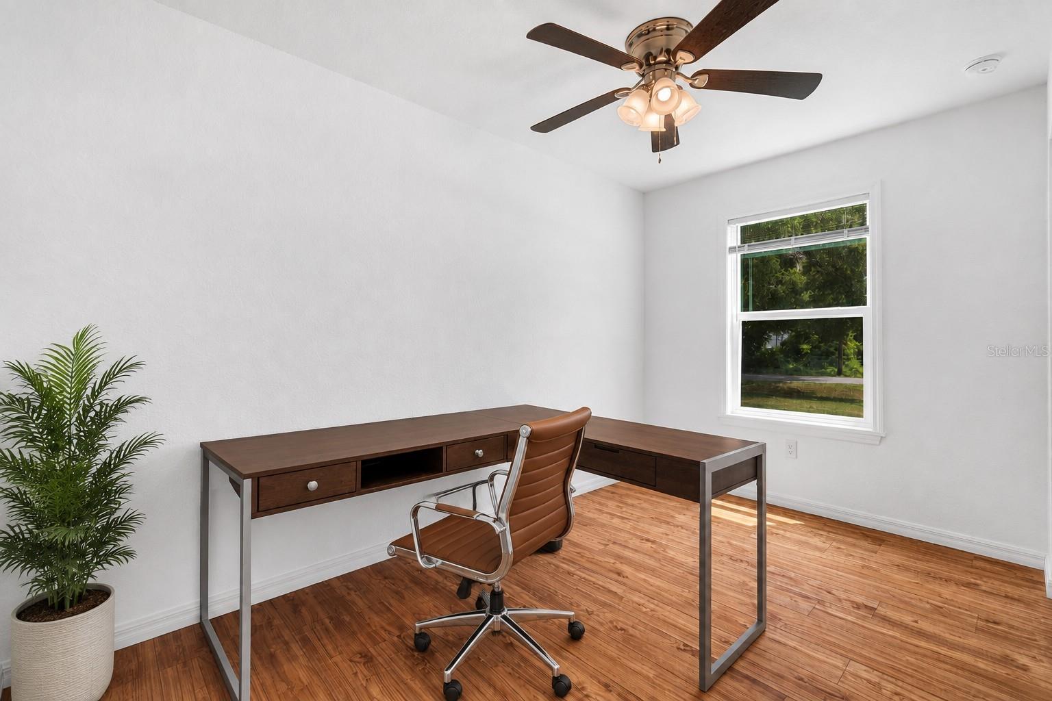 8 LOCUST RUN TRCE