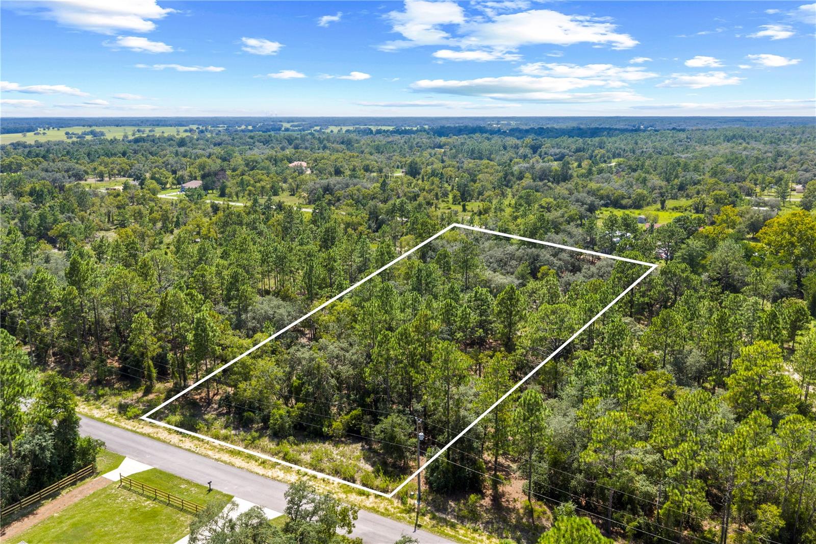 000 SW LOBELLIA CT