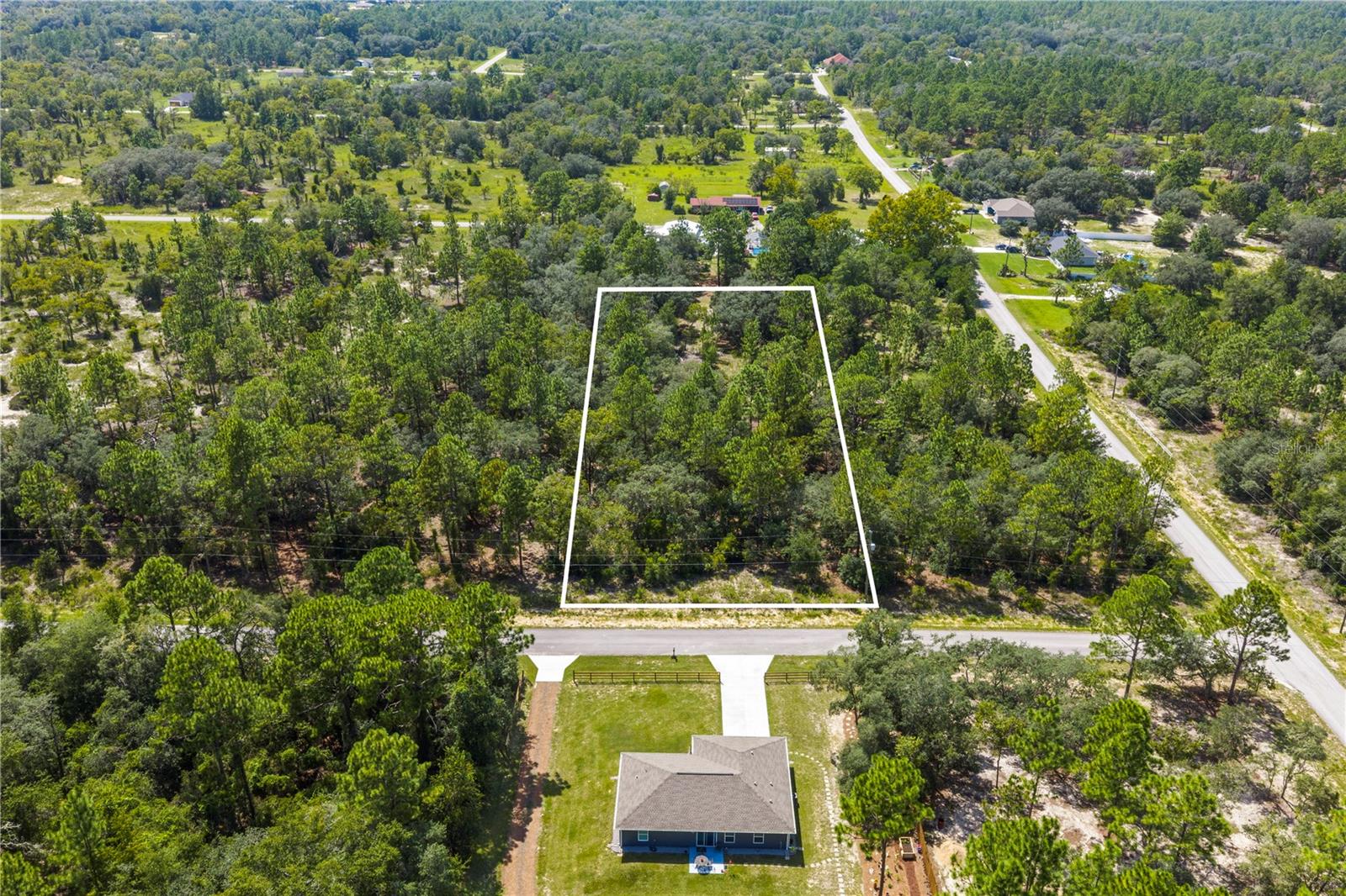 000 SW LOBELLIA CT