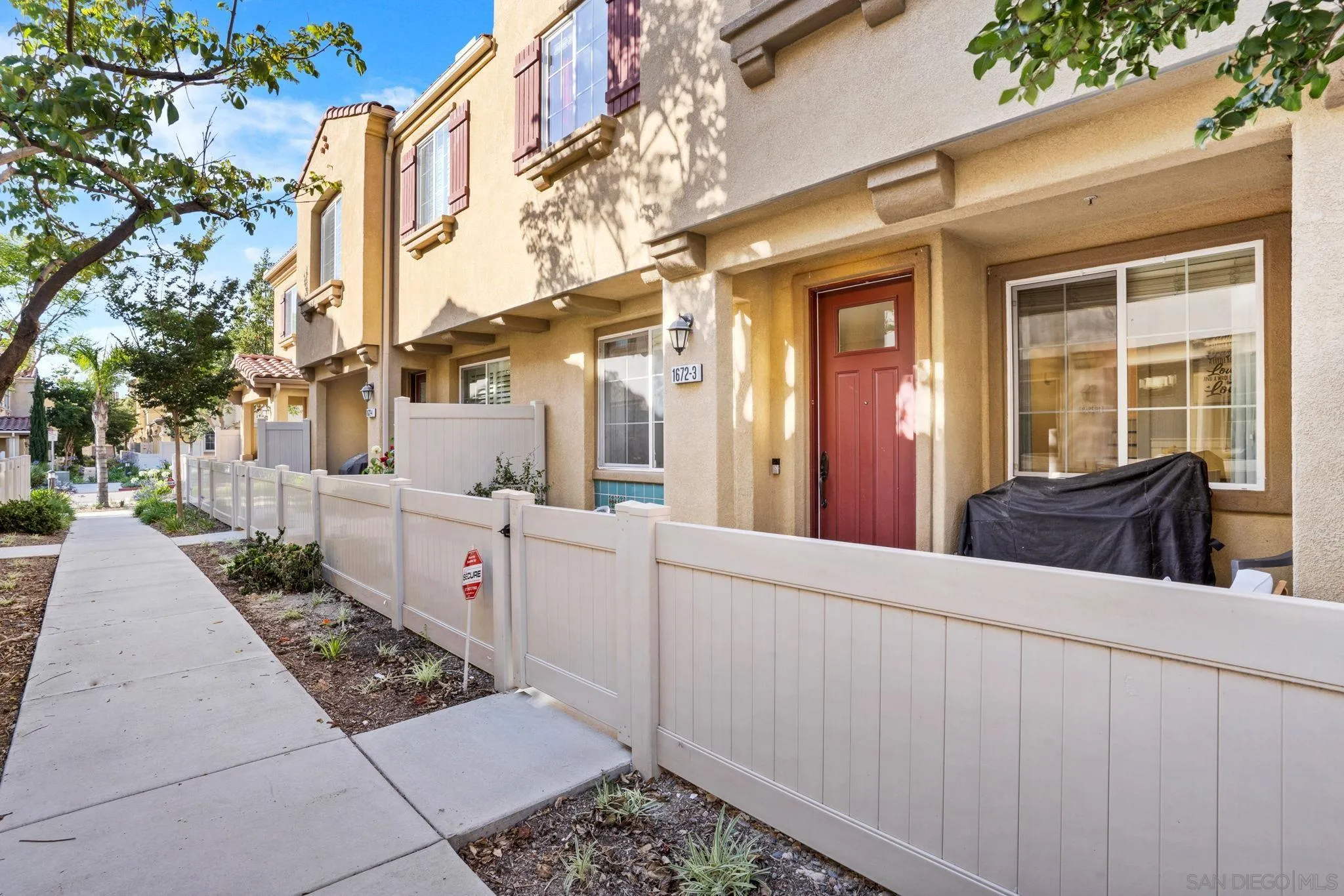 1672 Puffin Pl Unit 3