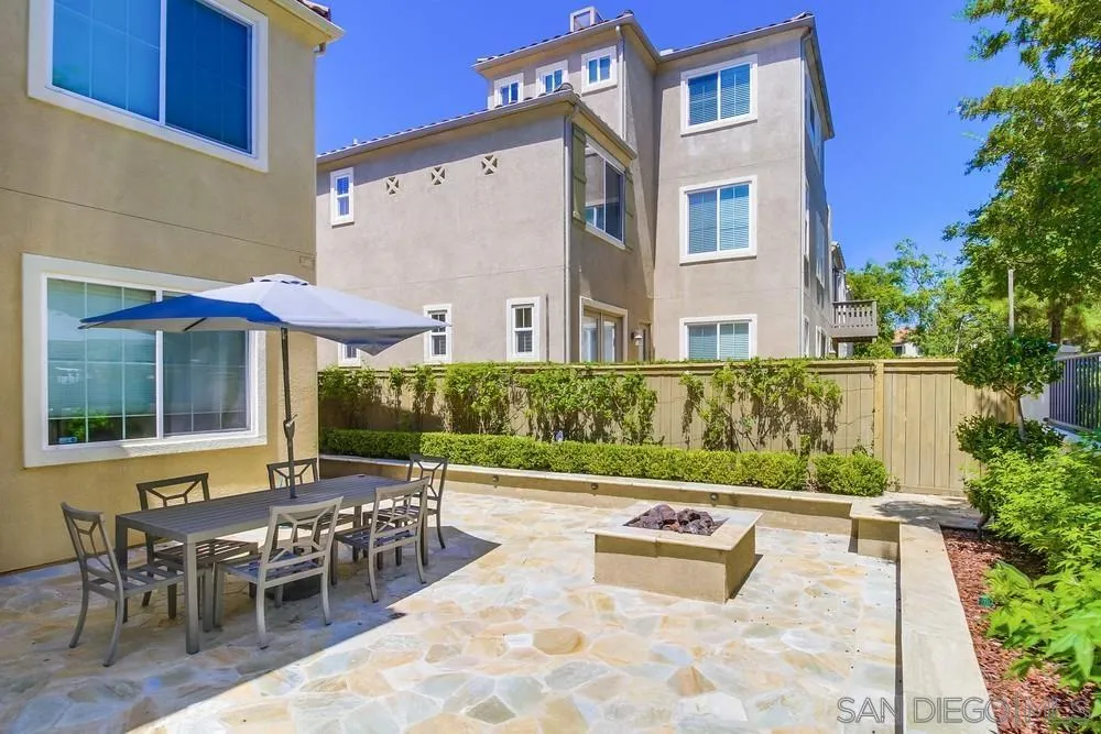 1449 Caminito Sicilia