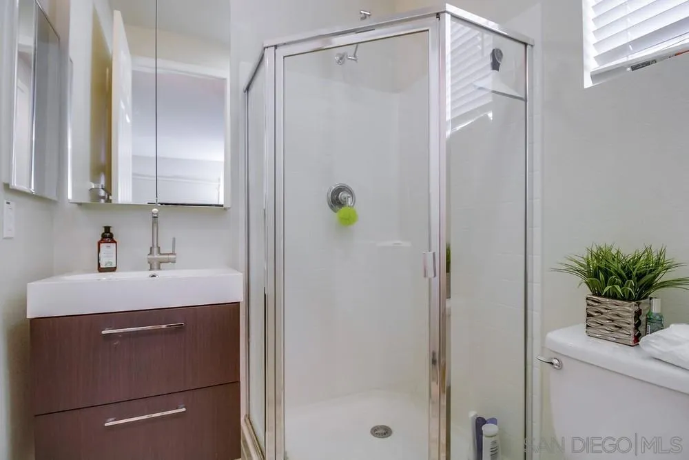 1449 Caminito Sicilia