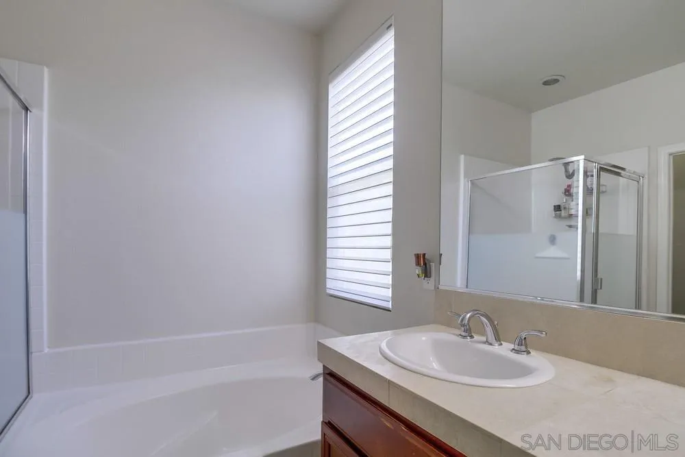 1449 Caminito Sicilia