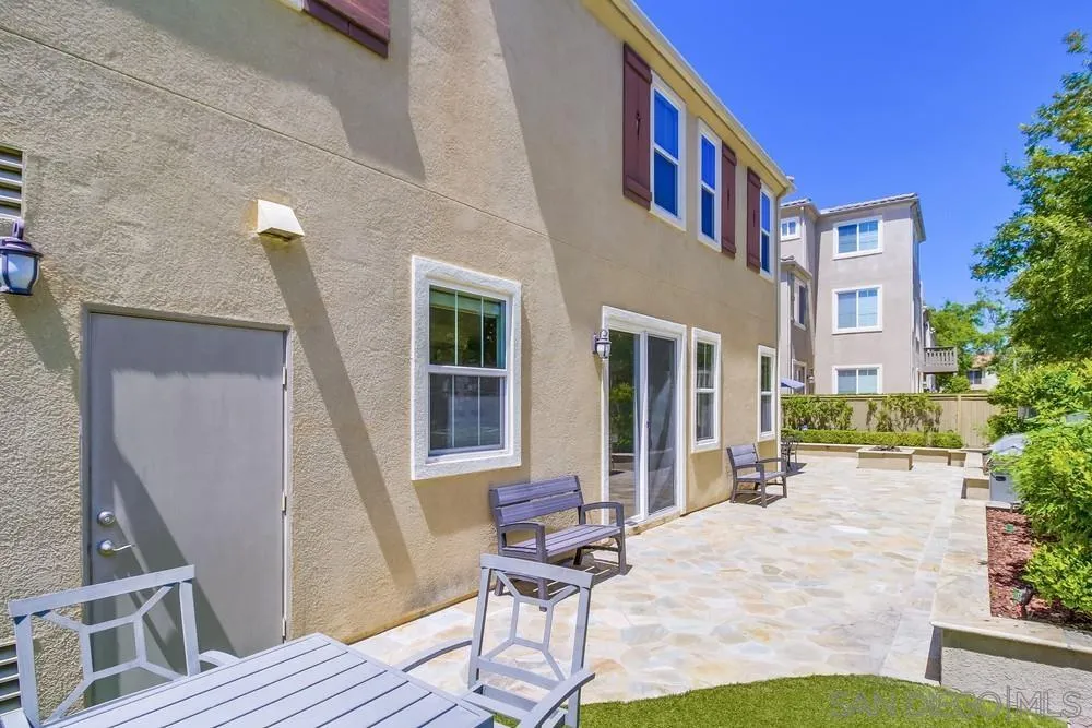 1449 Caminito Sicilia