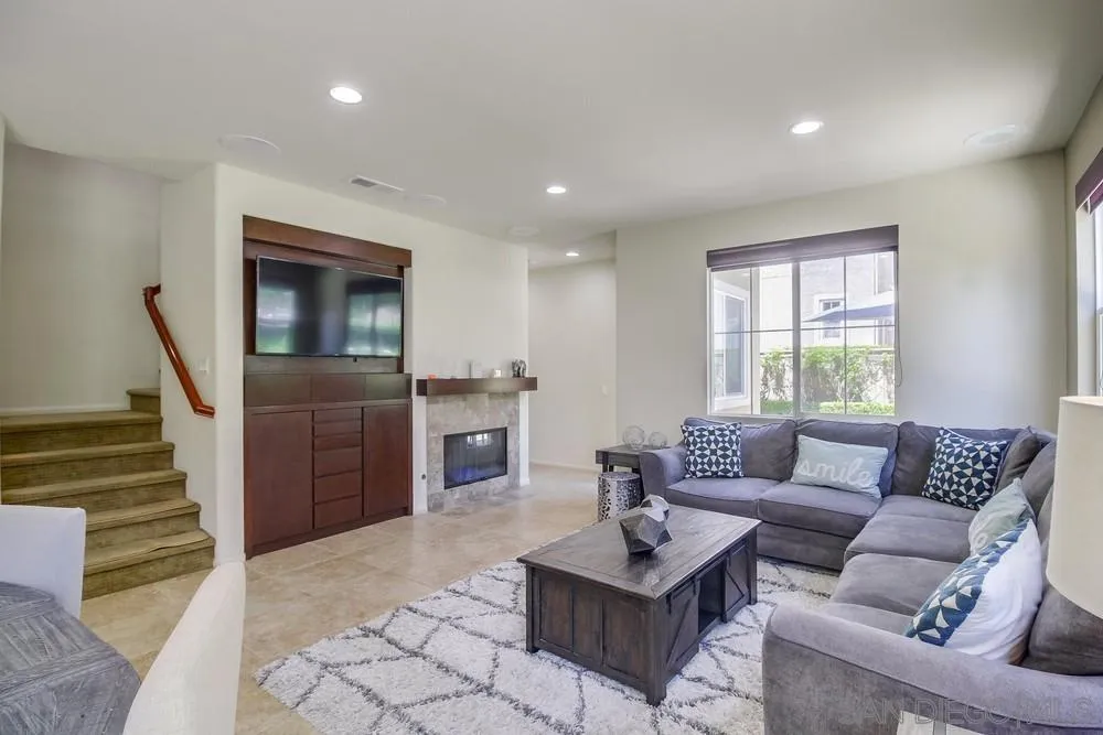 1449 Caminito Sicilia