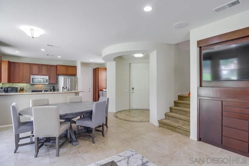 1449 Caminito Sicilia