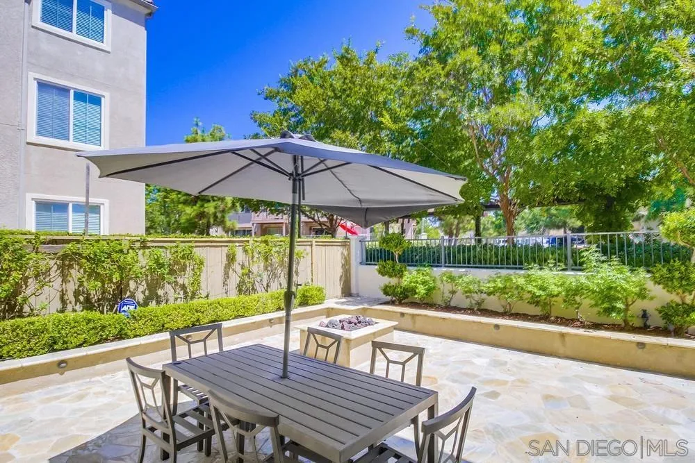 1449 Caminito Sicilia