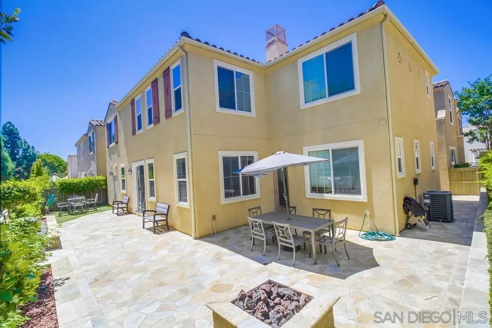 1449 Caminito Sicilia