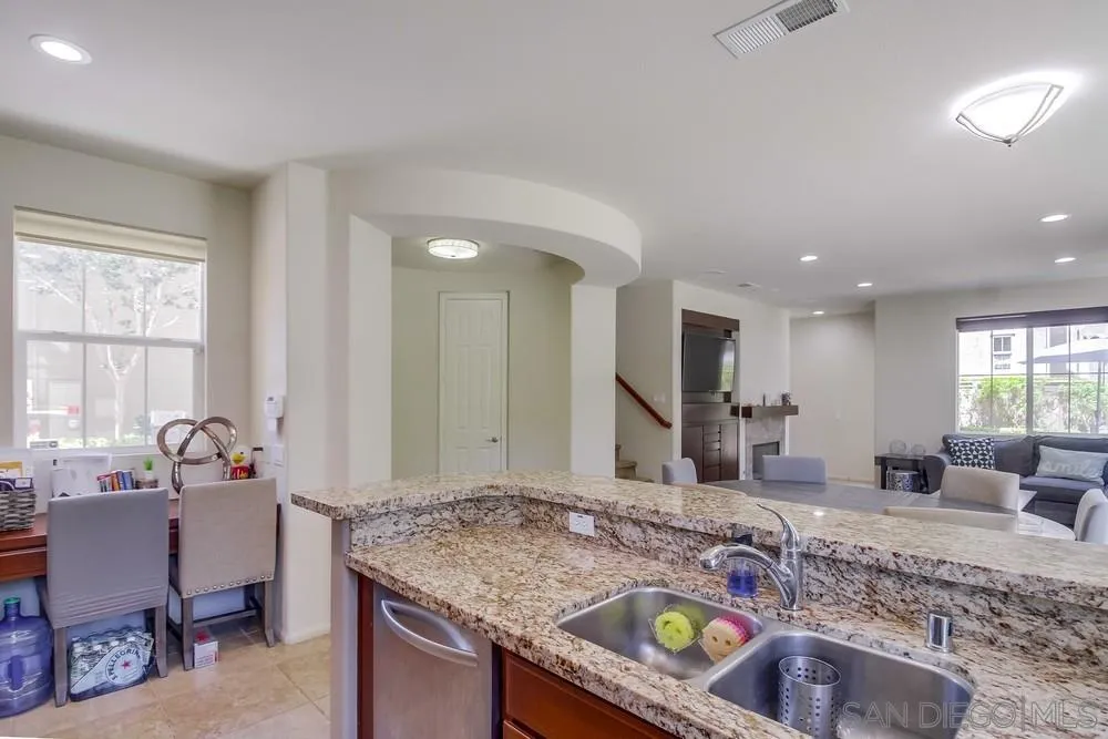 1449 Caminito Sicilia