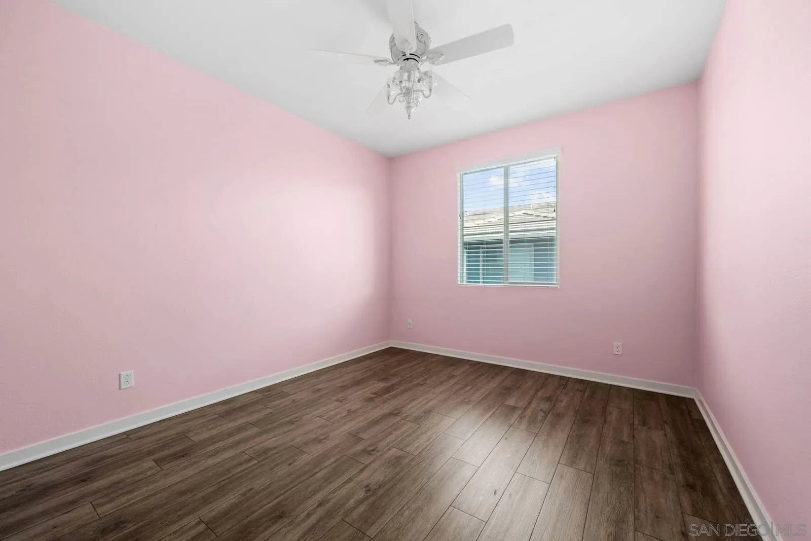 2053 Tango Loop Unit 3