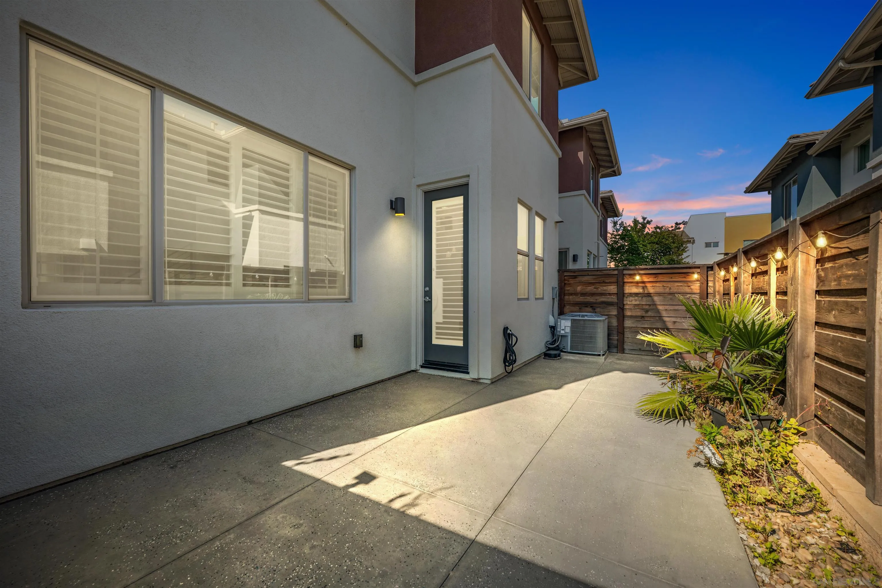 2053 Tango Loop Unit 3