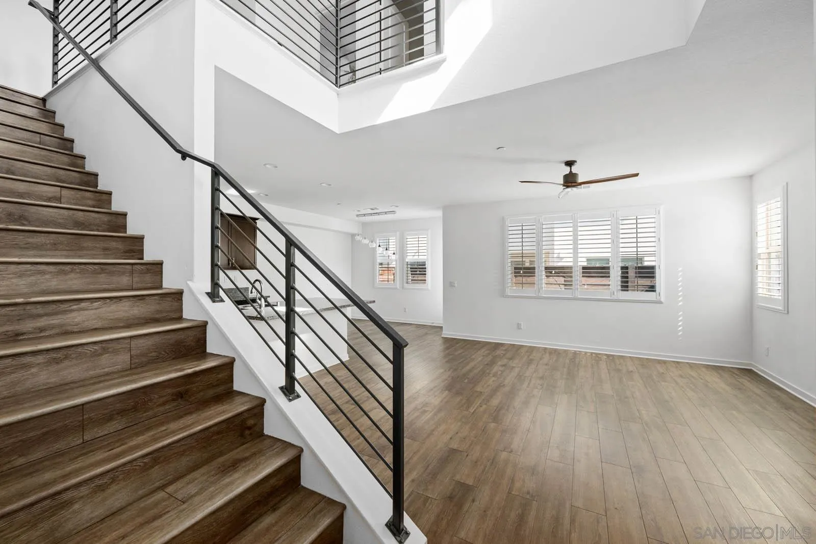 2053 Tango Loop Unit 3