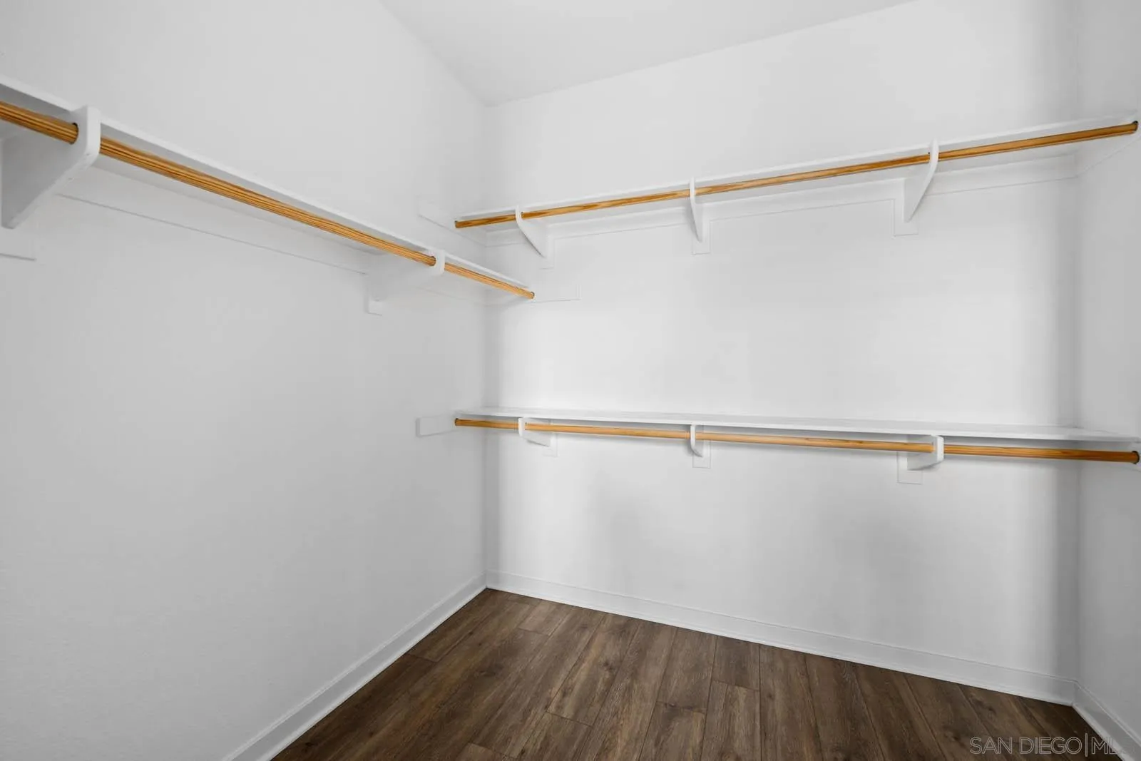 2053 Tango Loop Unit 3