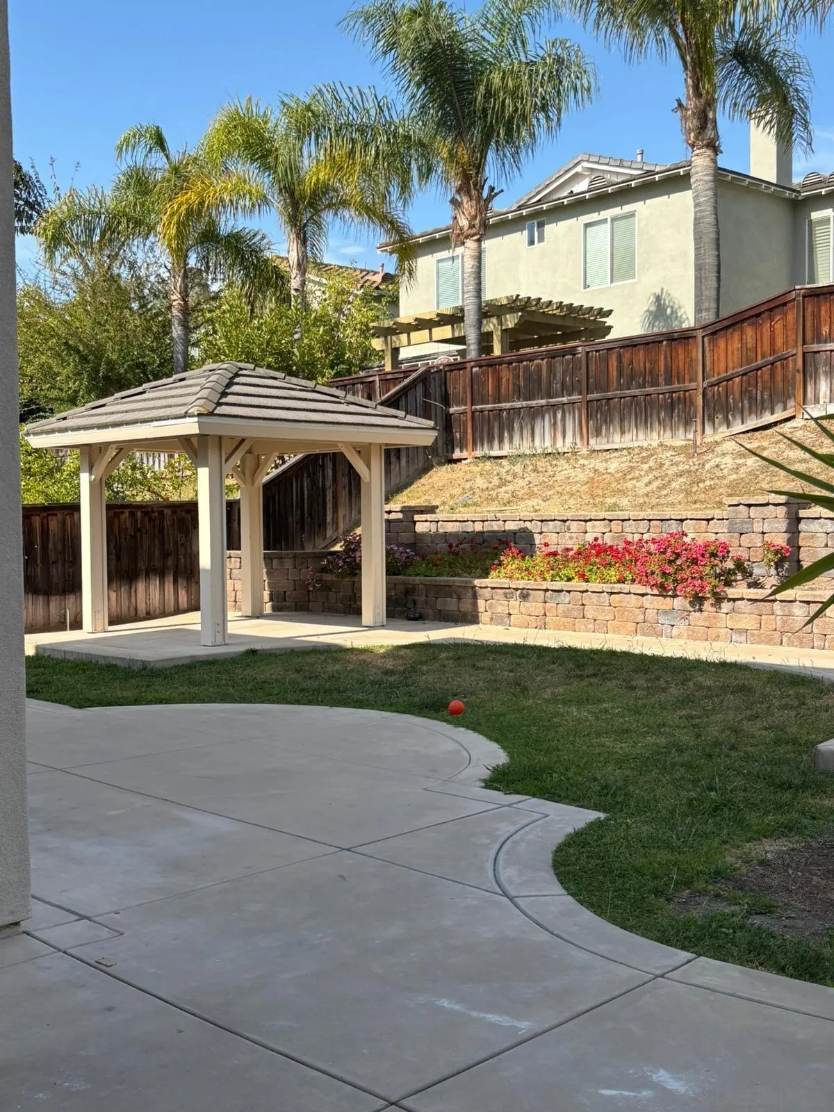 1612 Picket Fence Dr
