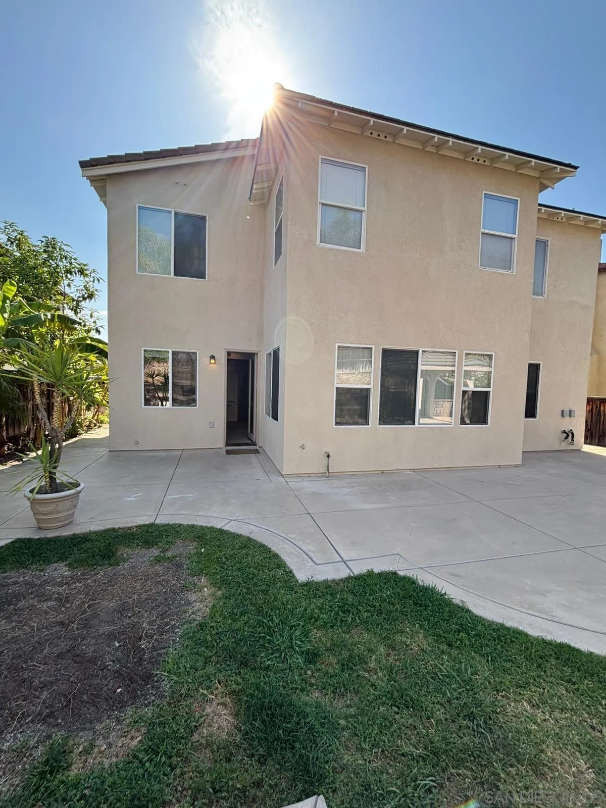 1612 Picket Fence Dr
