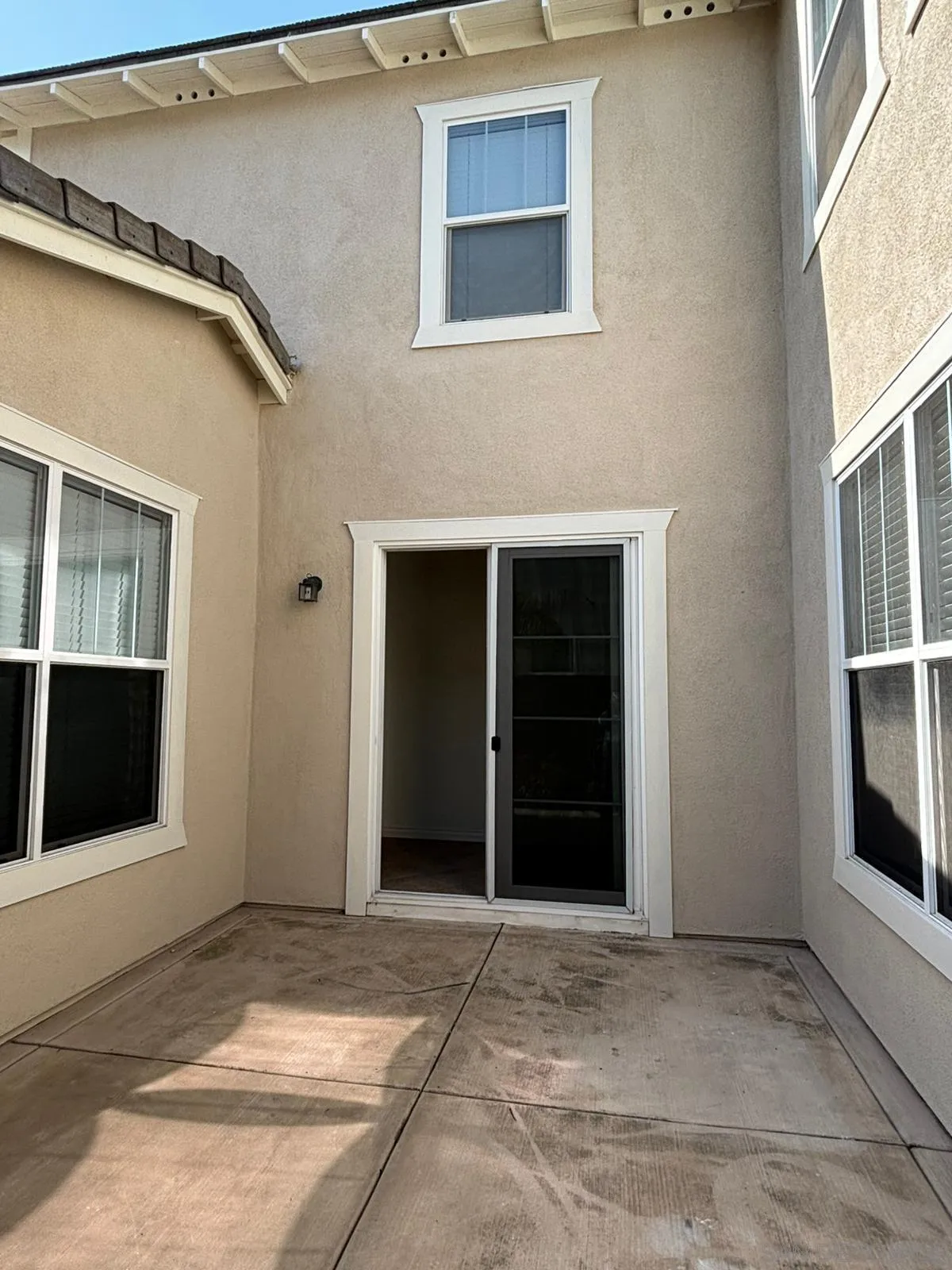 1612 Picket Fence Dr