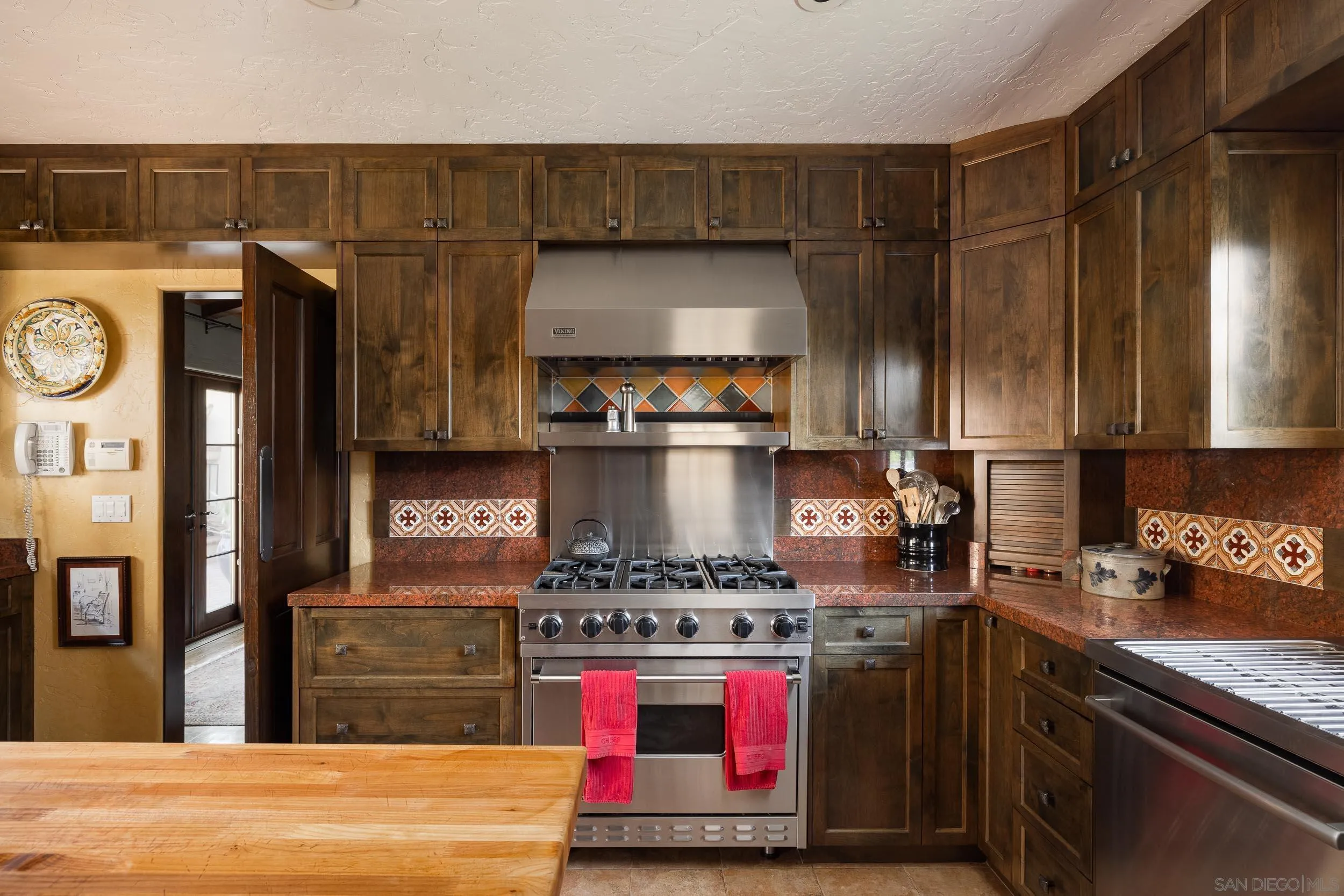 1271 Brookes Terrace