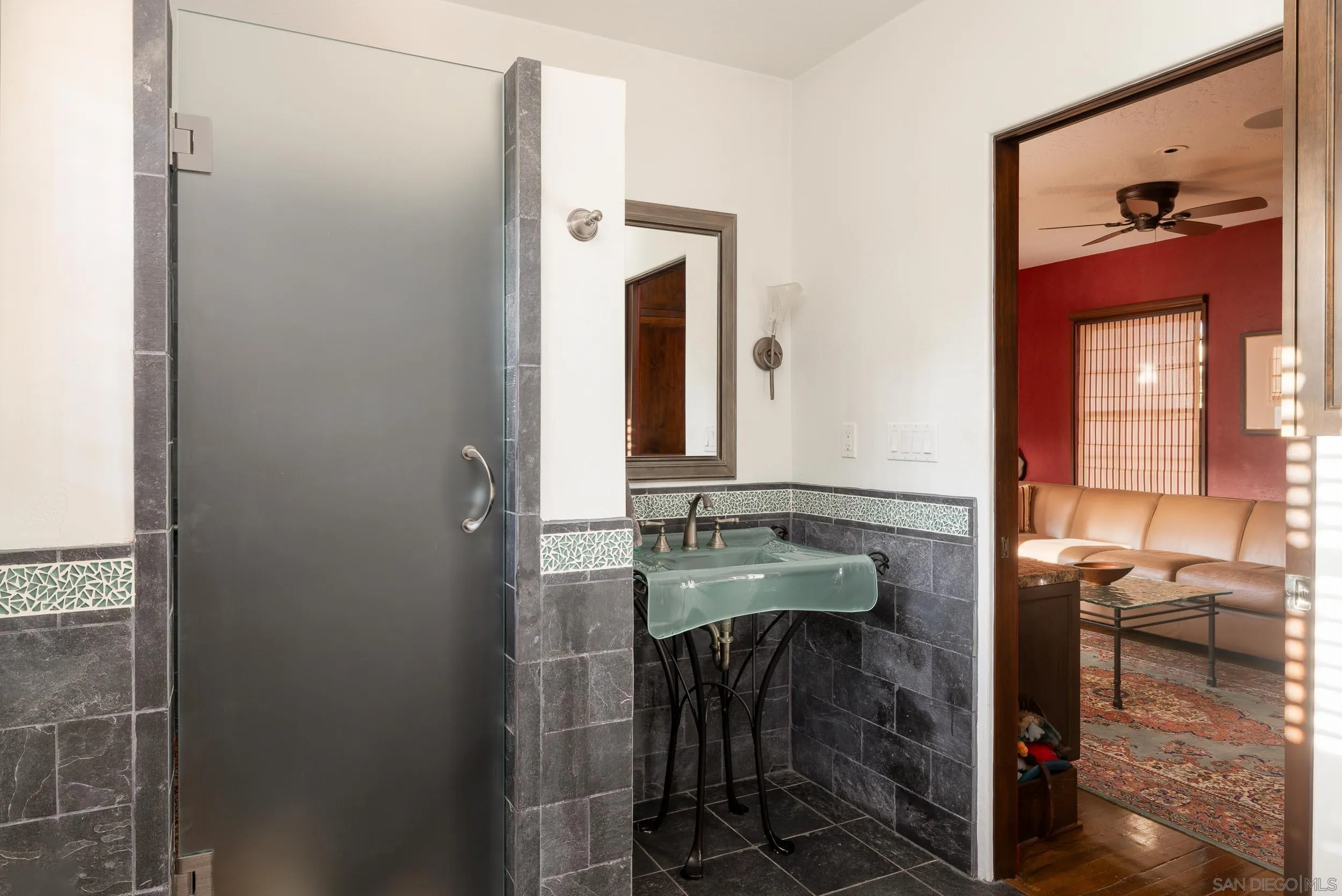 1271 Brookes Terrace