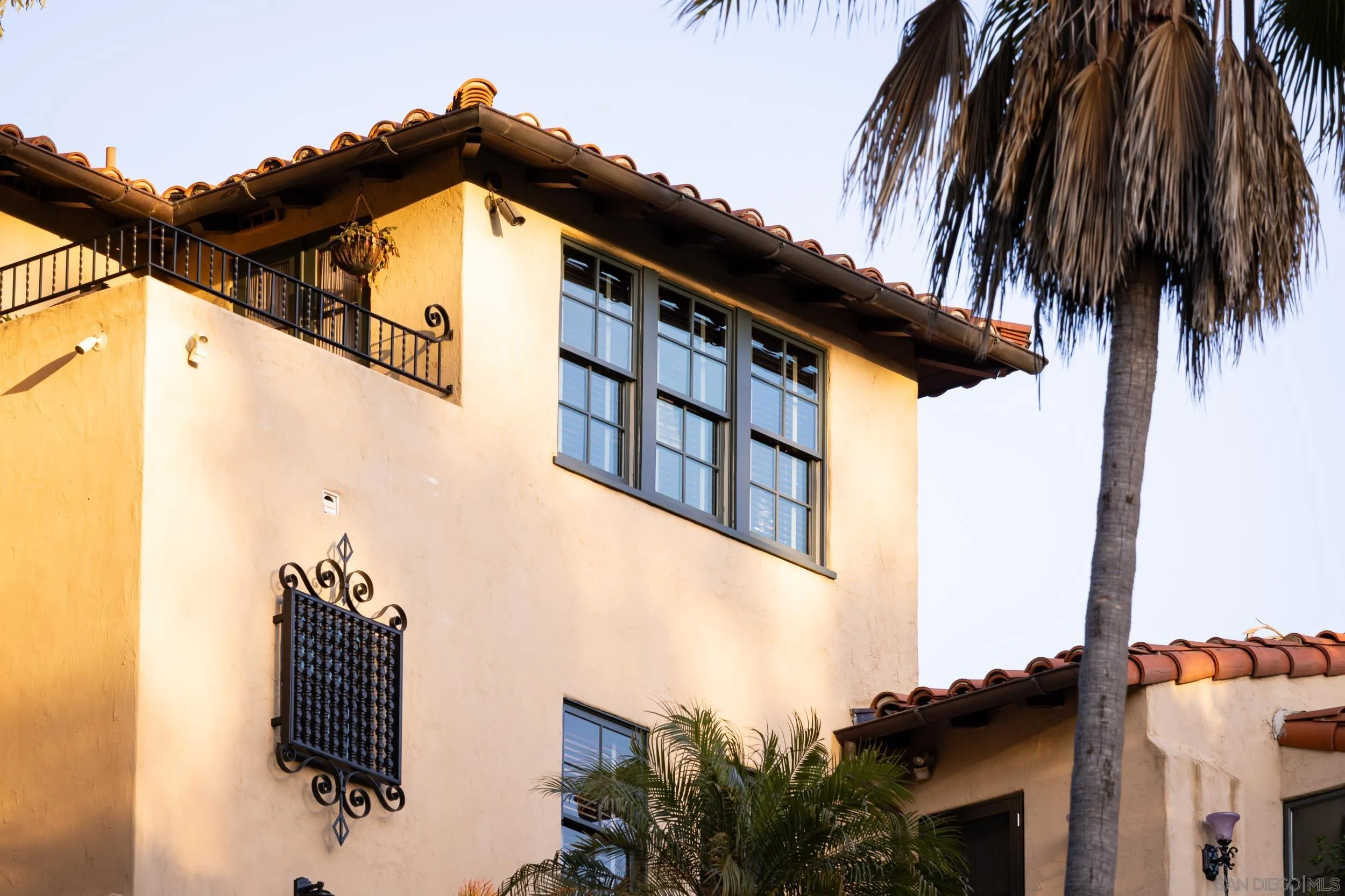 1271 Brookes Terrace