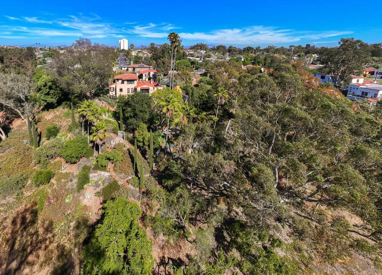 1271 Brookes Terrace