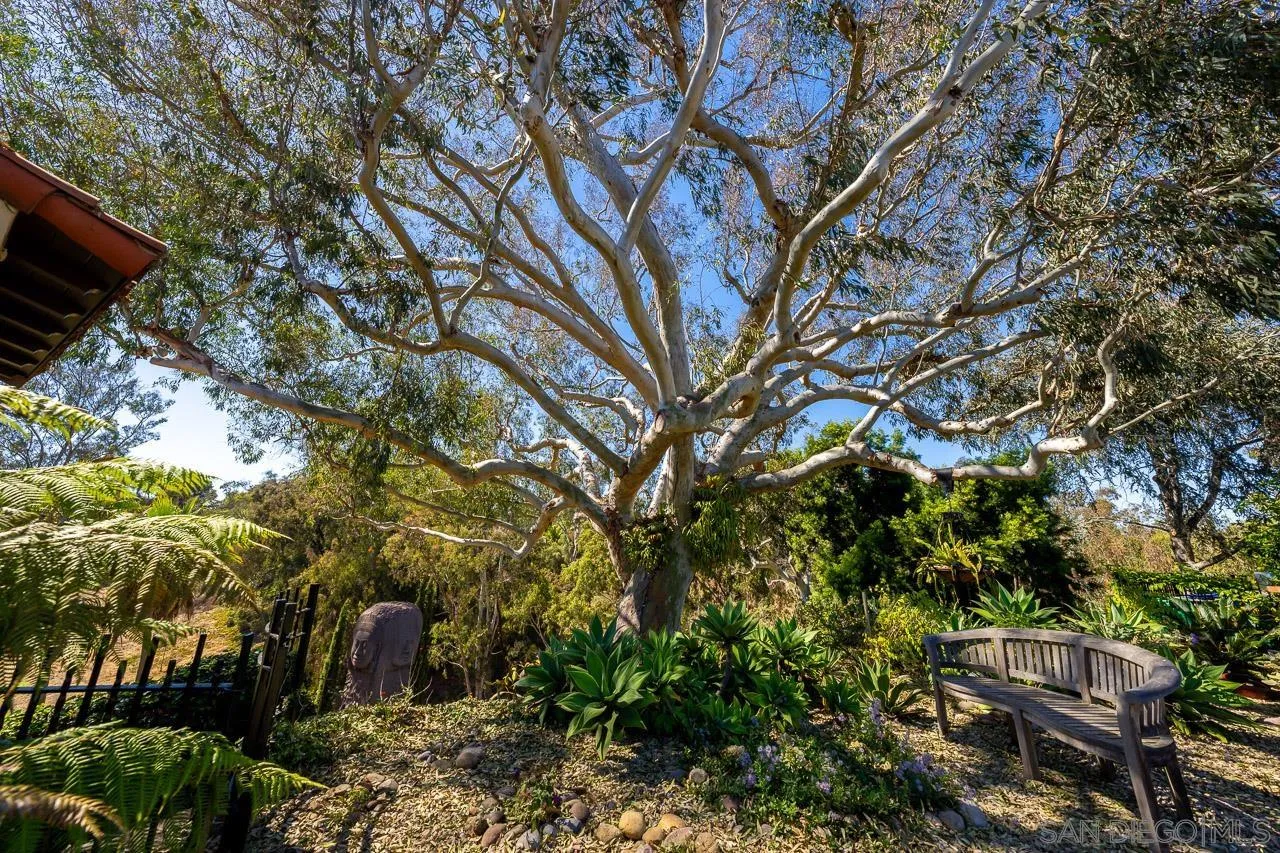 1271 Brookes Terrace