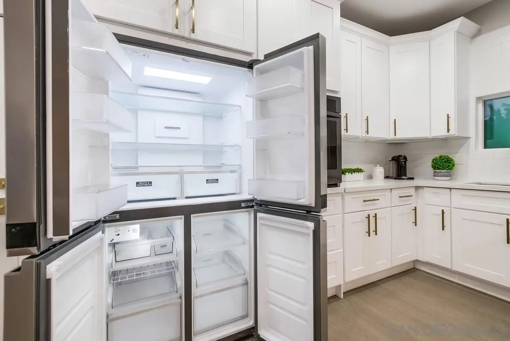 3122 Newell St