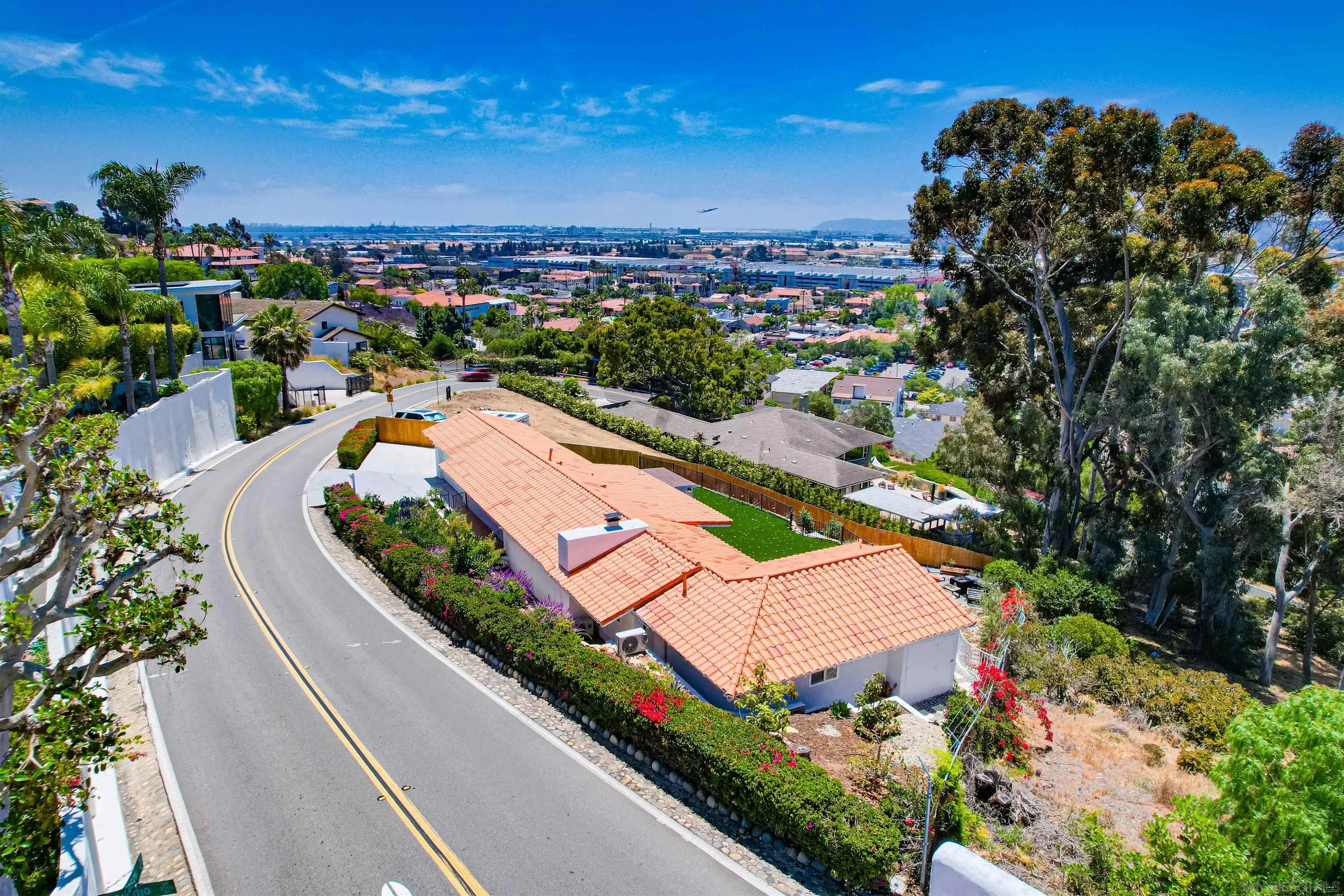 4242 Cosoy Way
