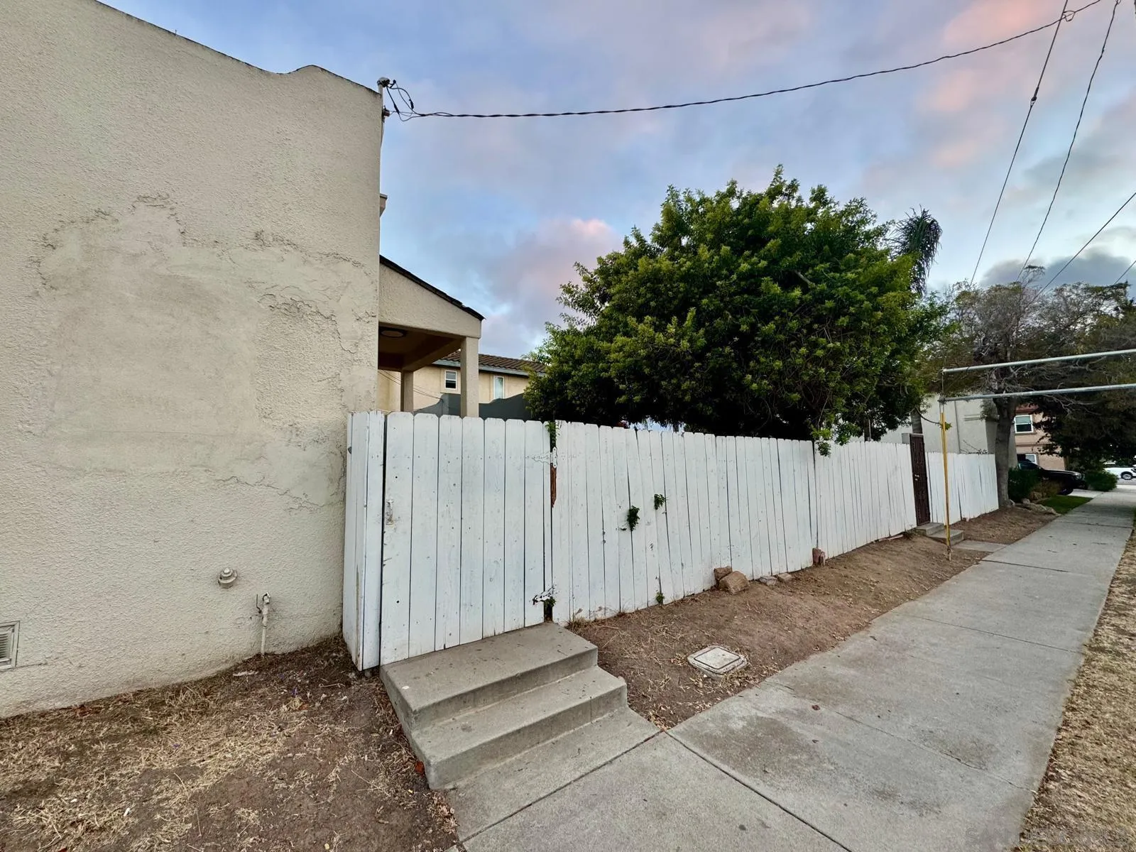 554 Glover Ave