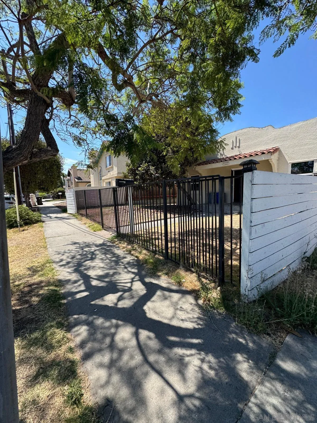 554 Glover Ave