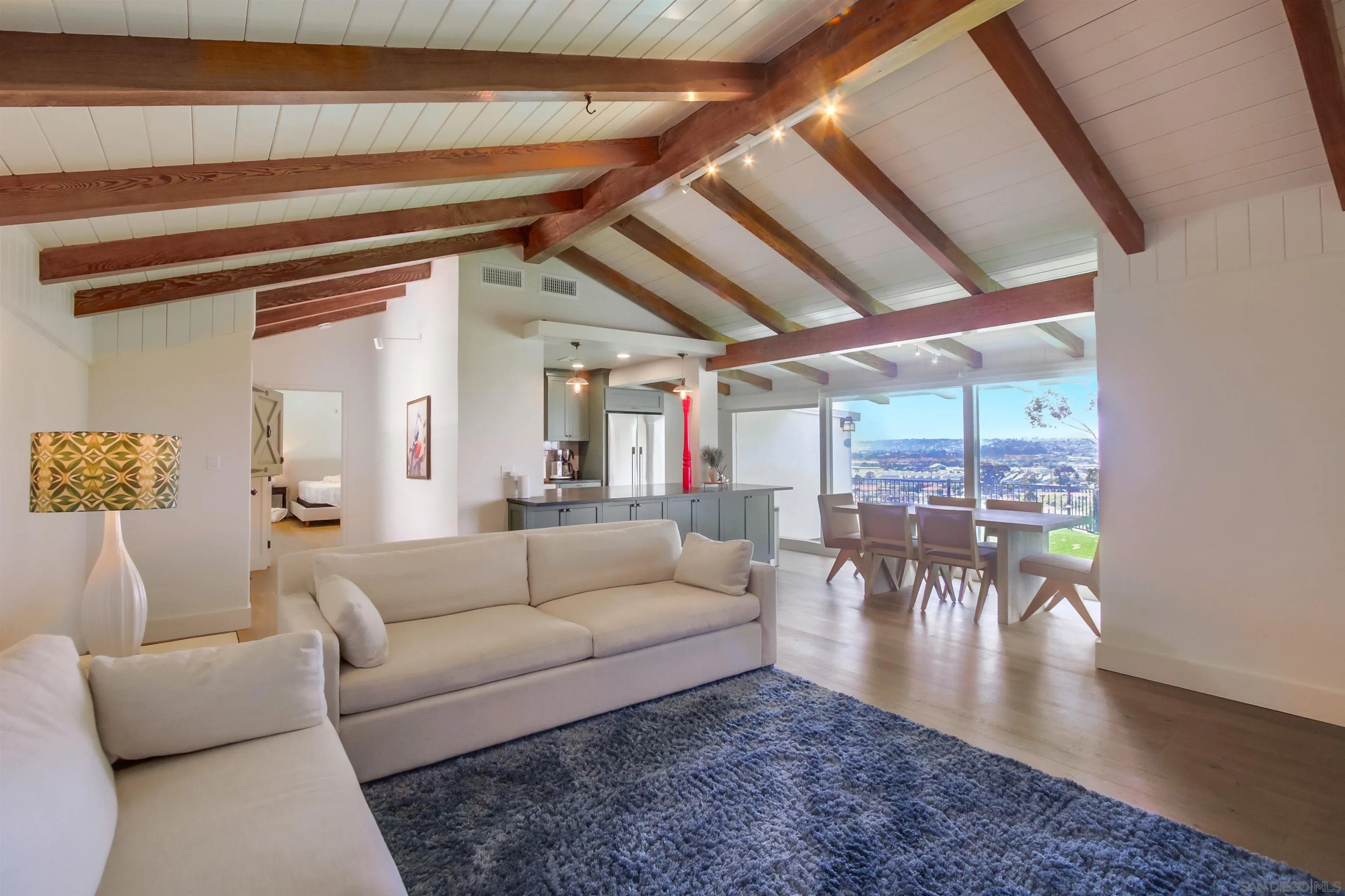 4242 Cosoy Way, San Diego