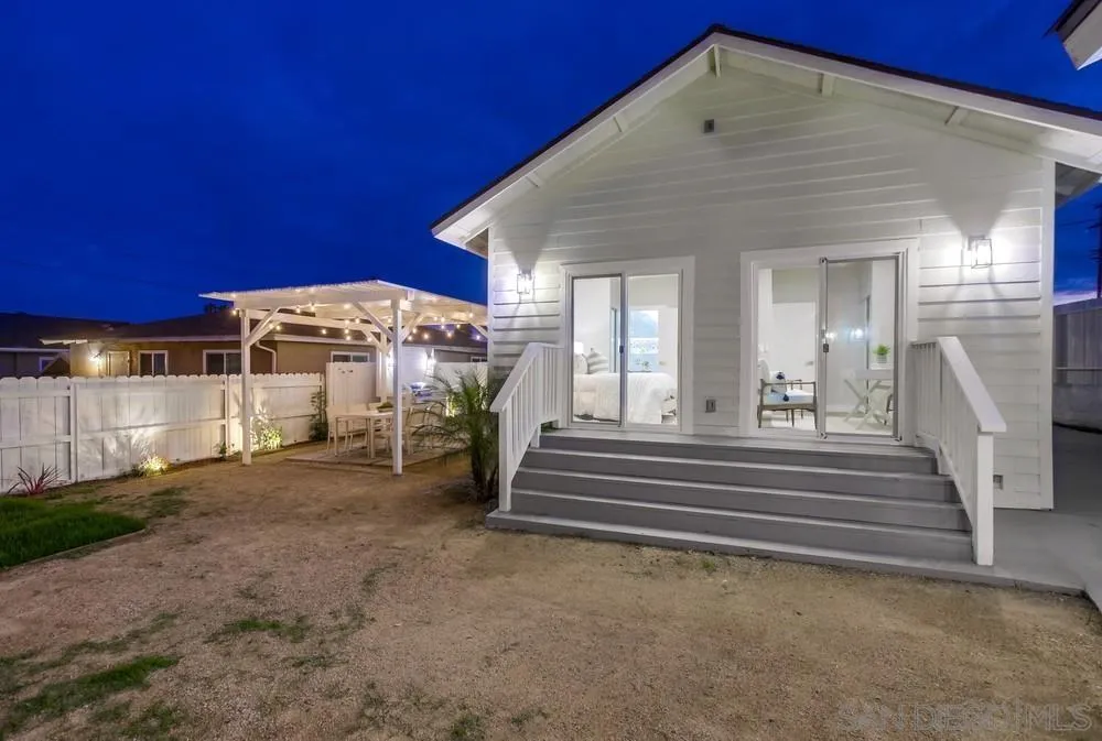 3122 Newell St, San Diego