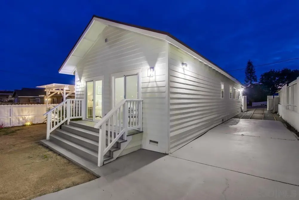 3122 Newell St, San Diego