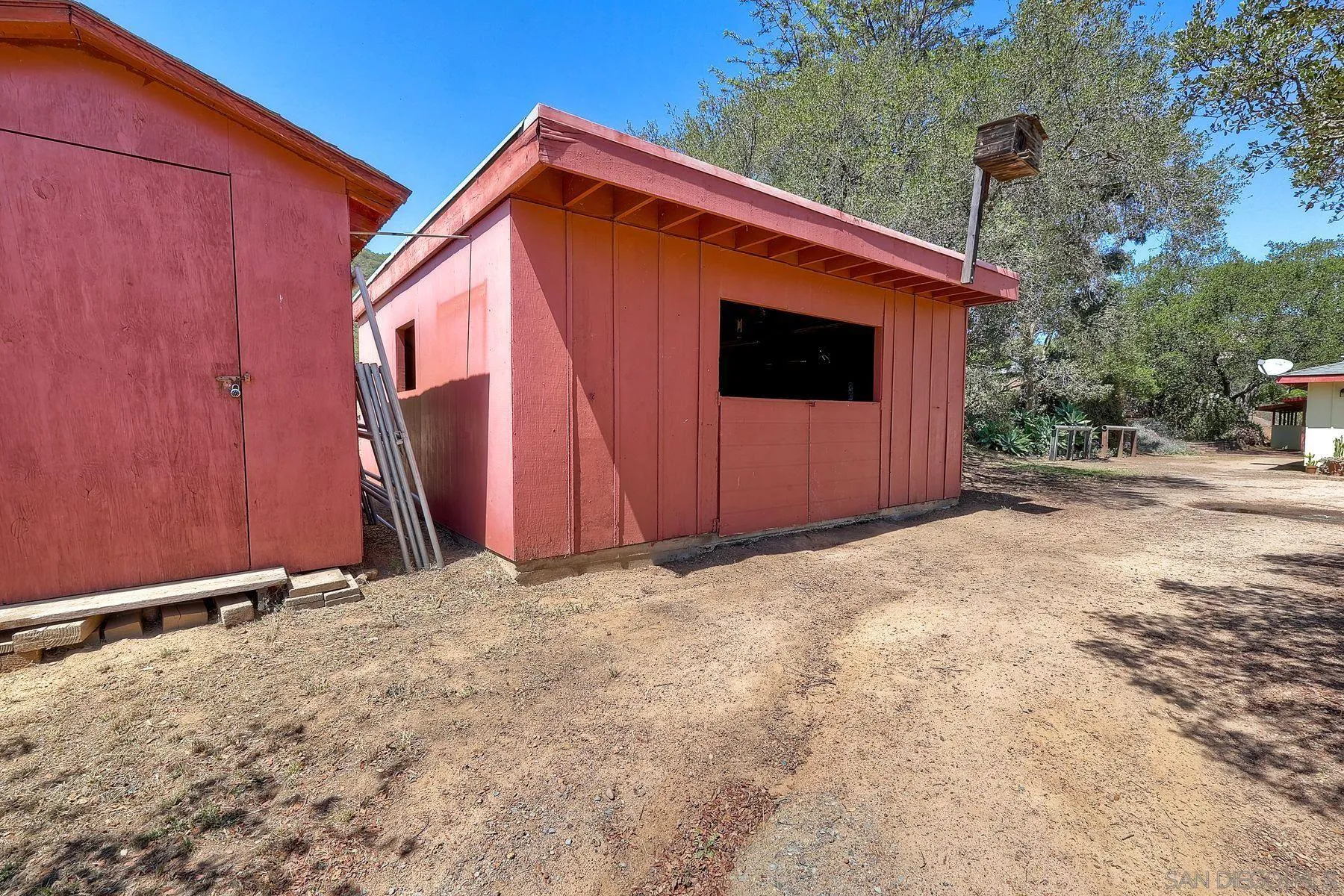 15525 Lyons Valley