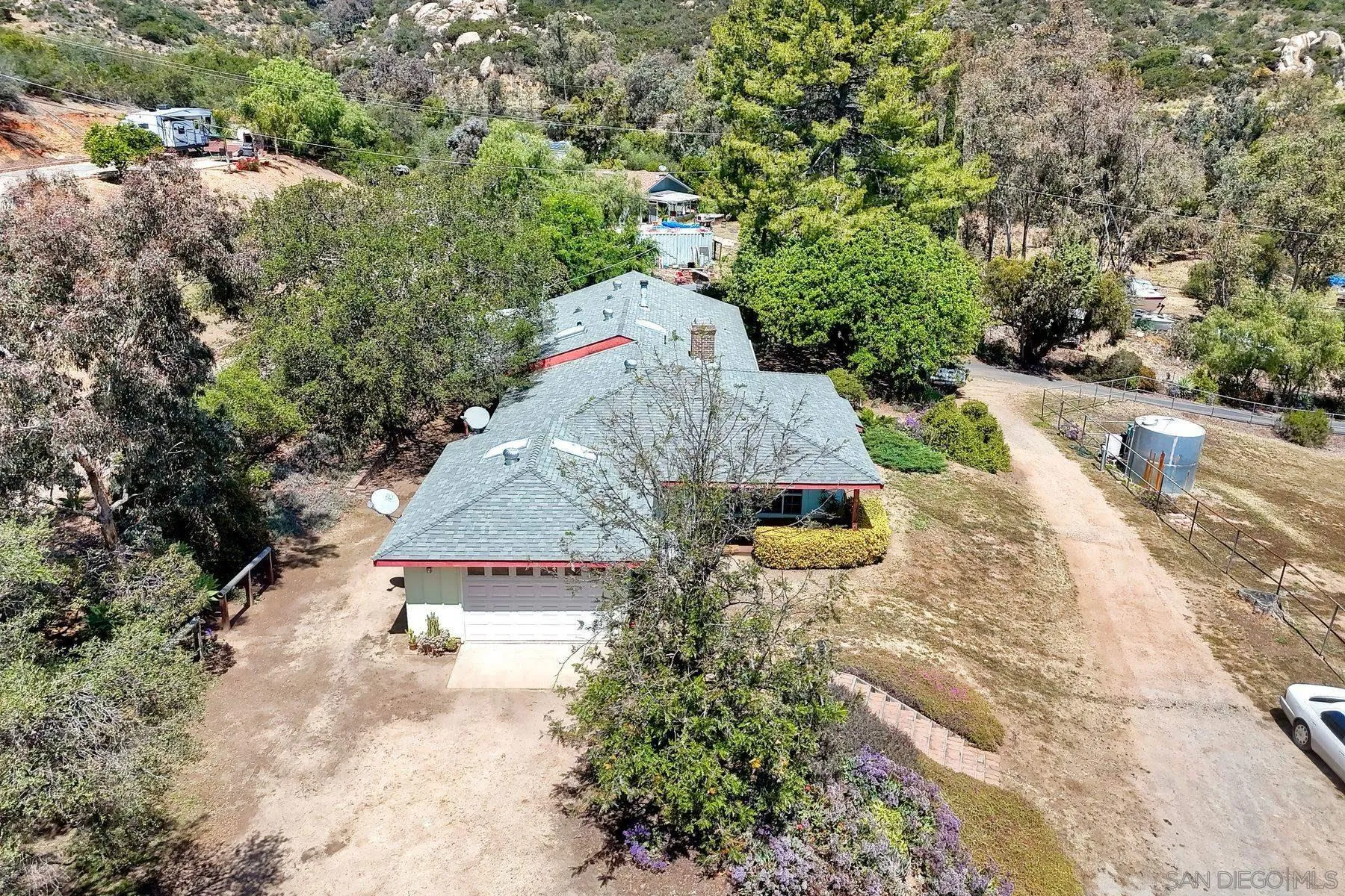 15525 Lyons Valley