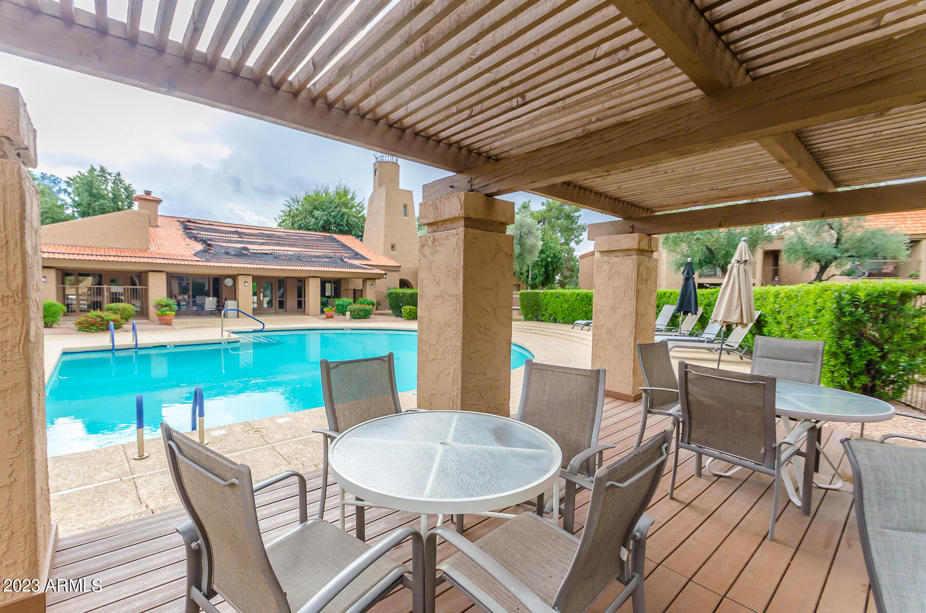 8256 E ARABIAN Trail E # 238