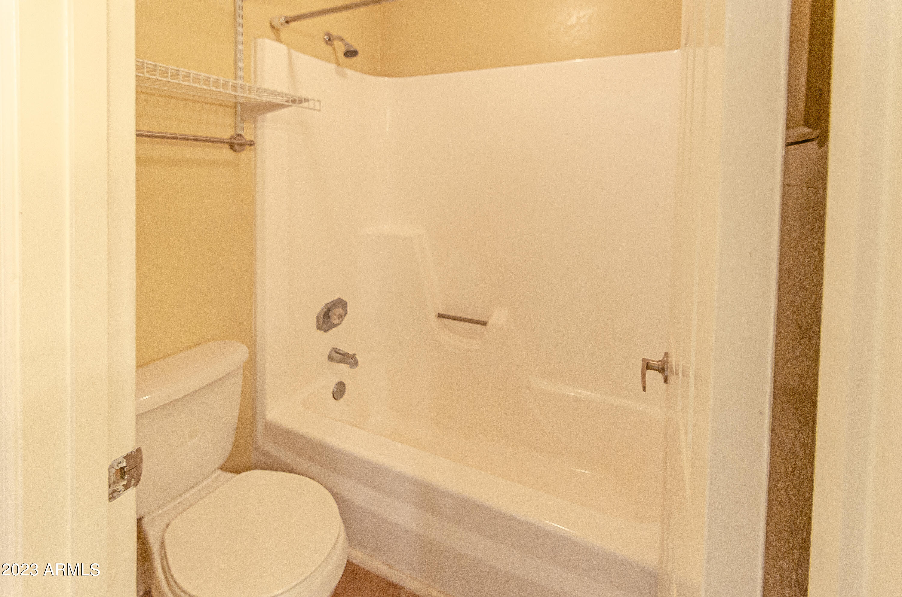 8256 E ARABIAN Trail E # 238