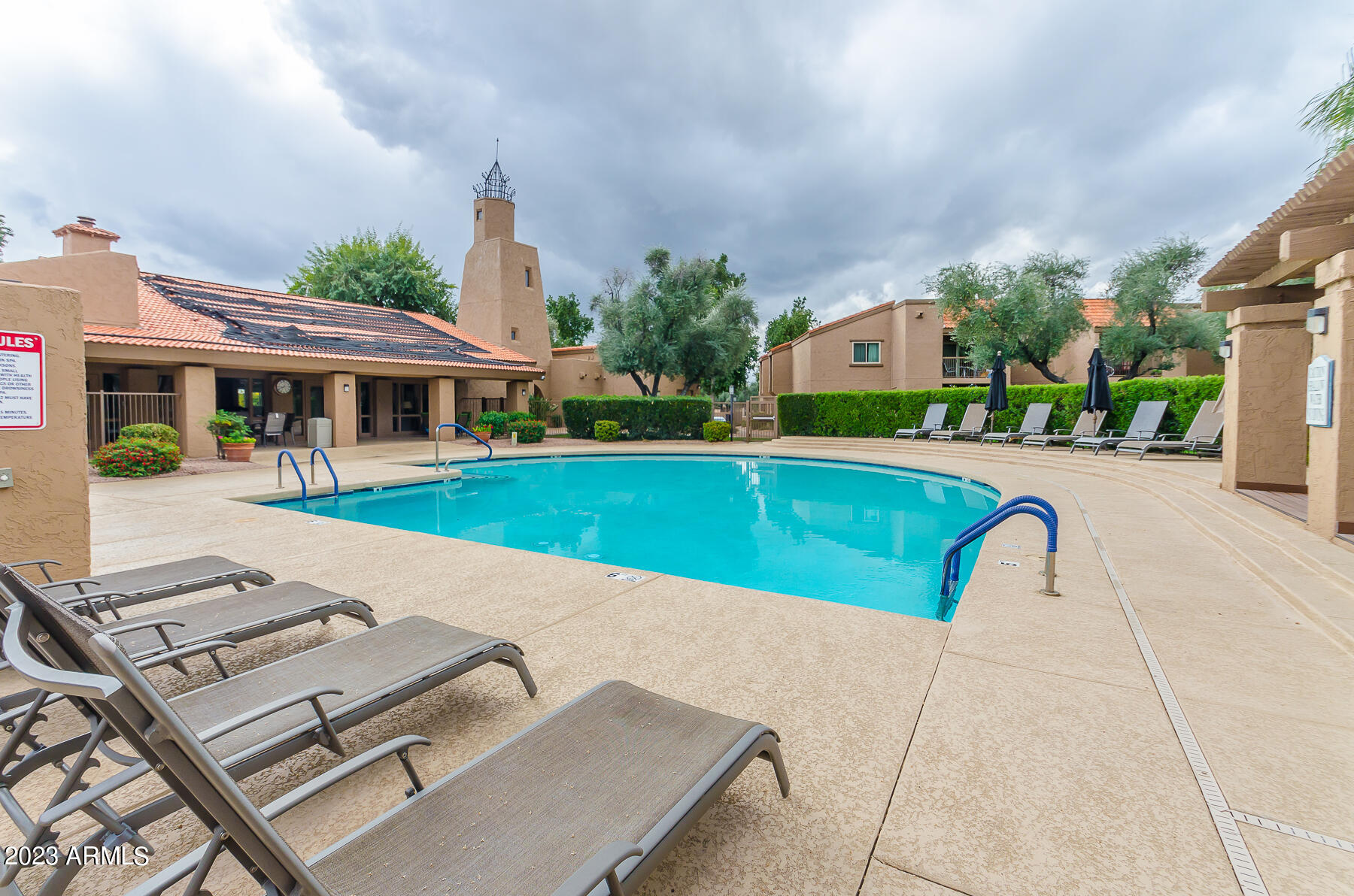8256 E ARABIAN Trail E # 238
