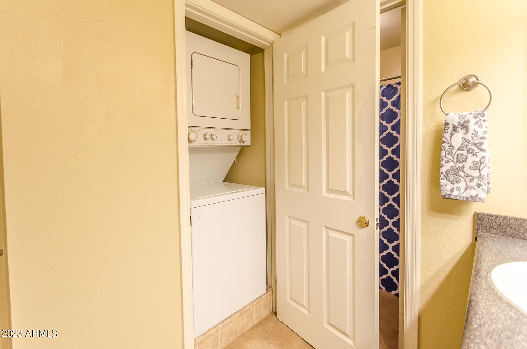 8256 E ARABIAN Trail E # 238