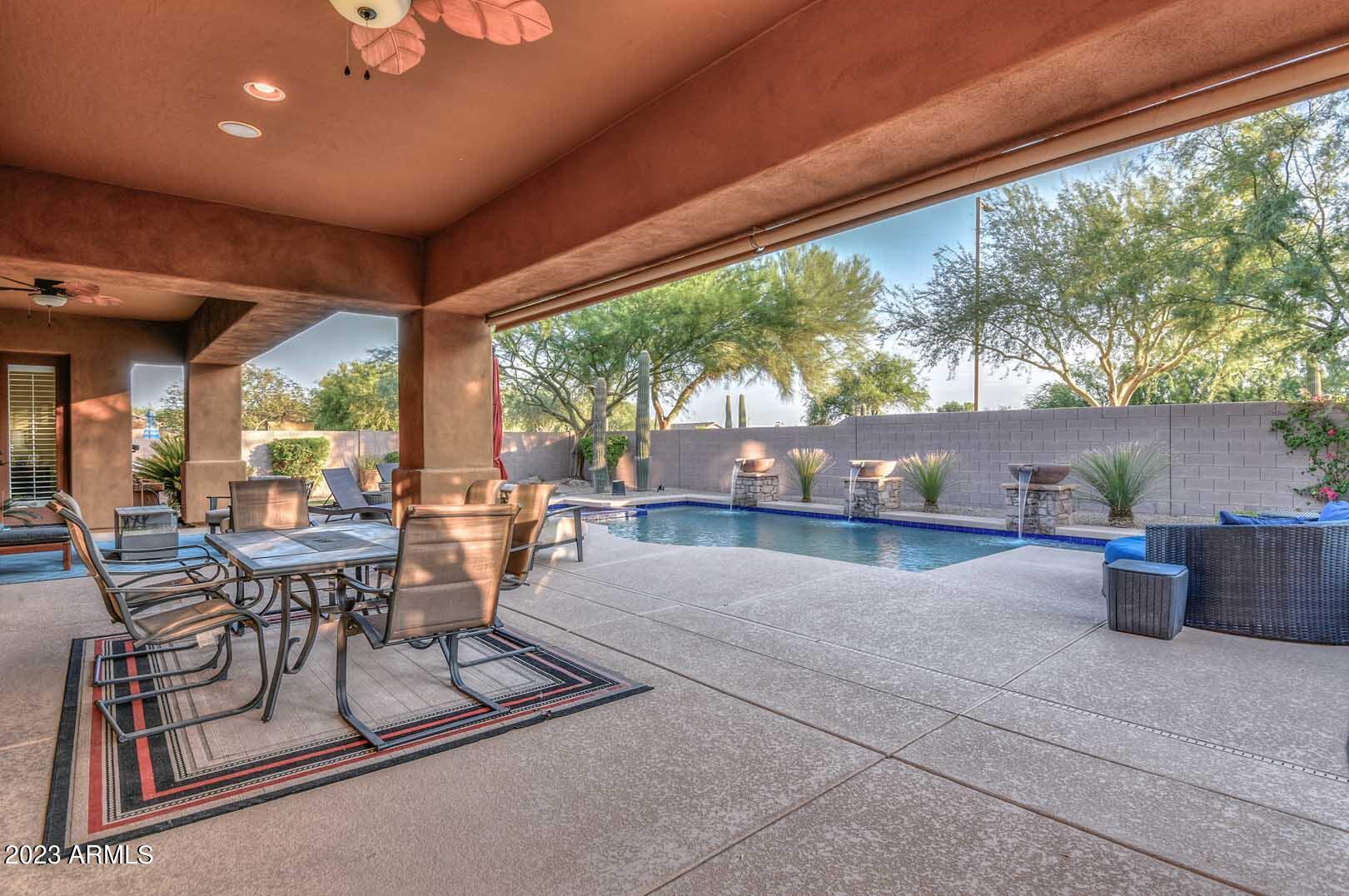 3935 E NOCONA Lane