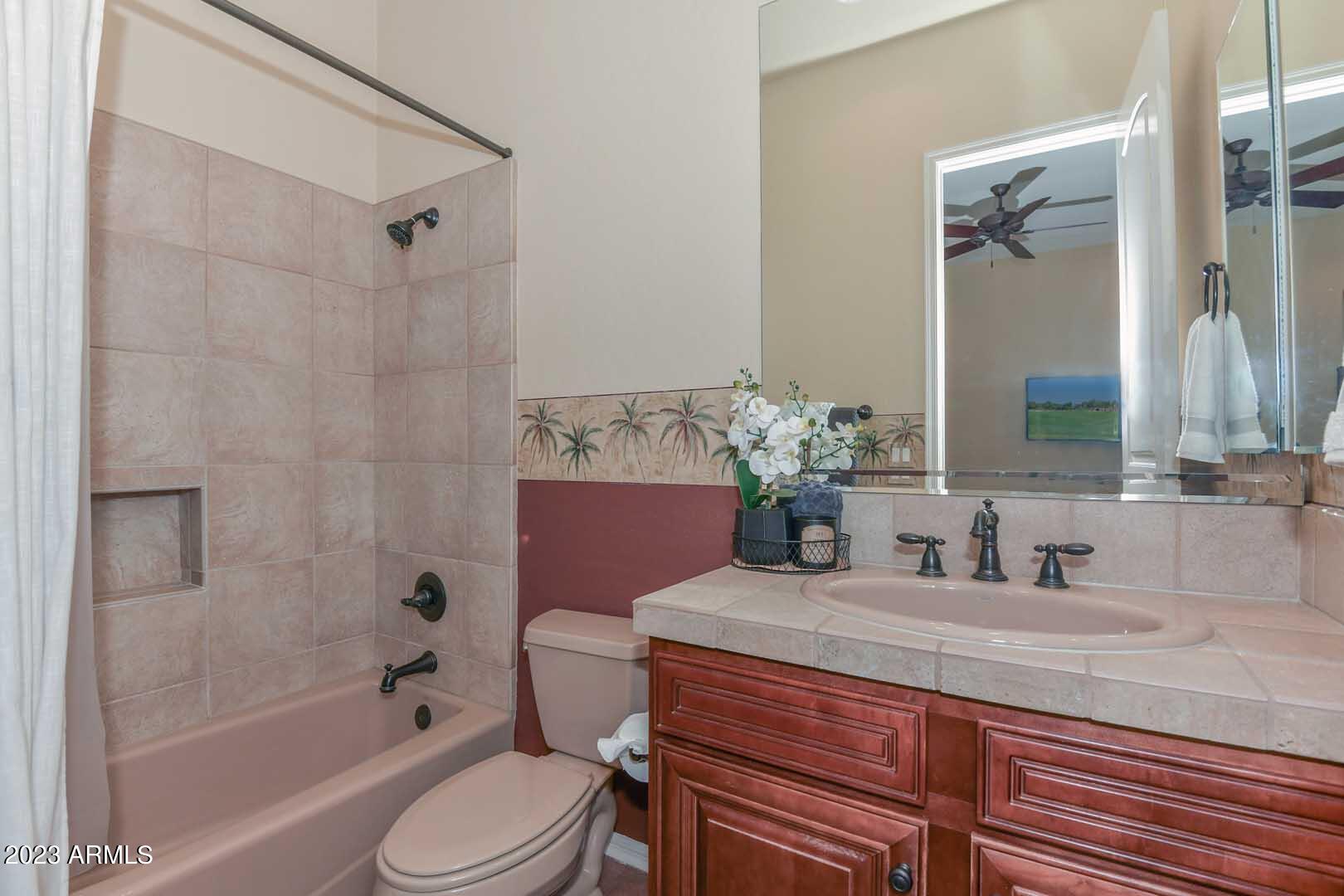 3935 E NOCONA Lane