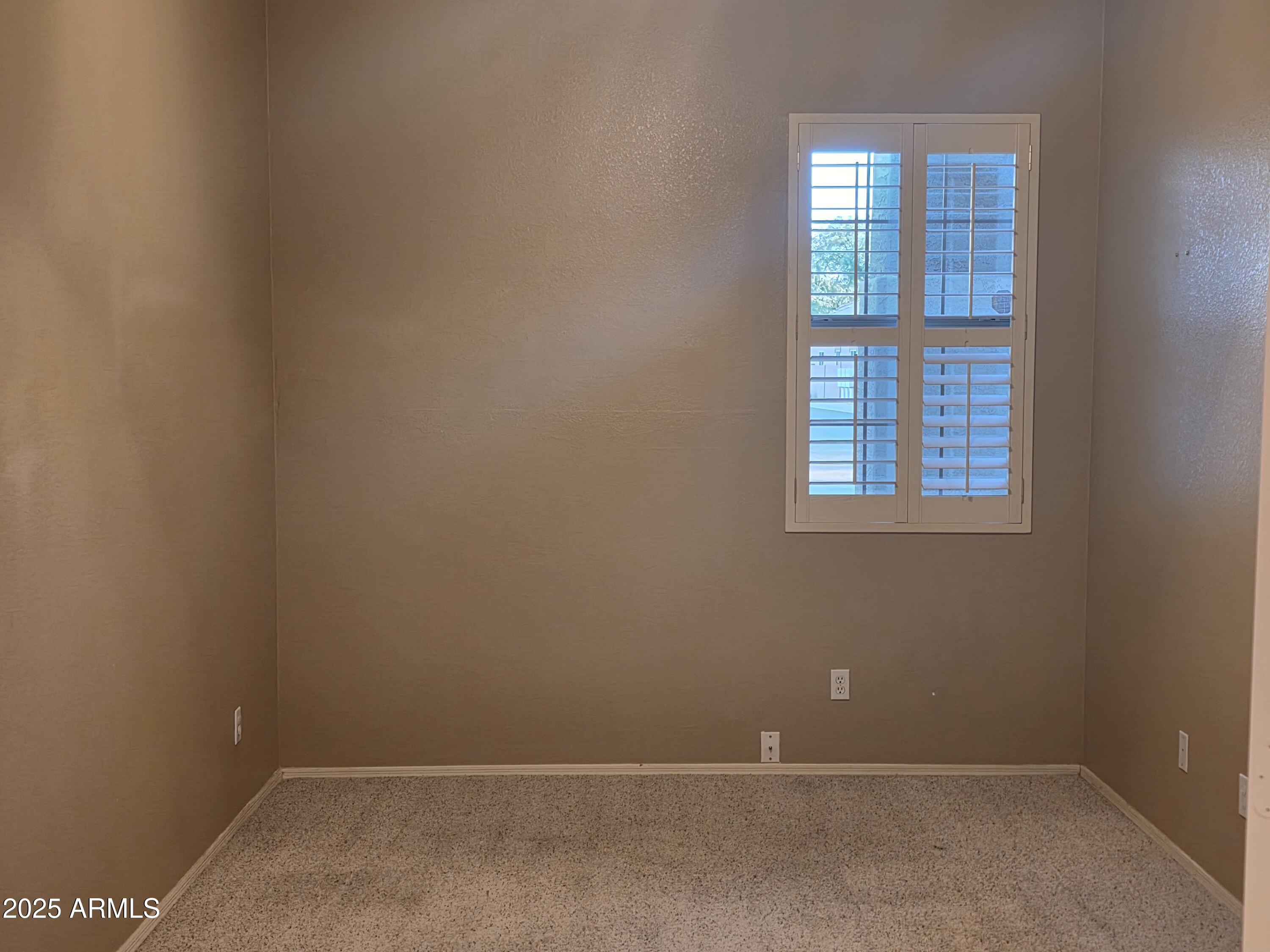 1656 E HAWKEN Place, Chandler