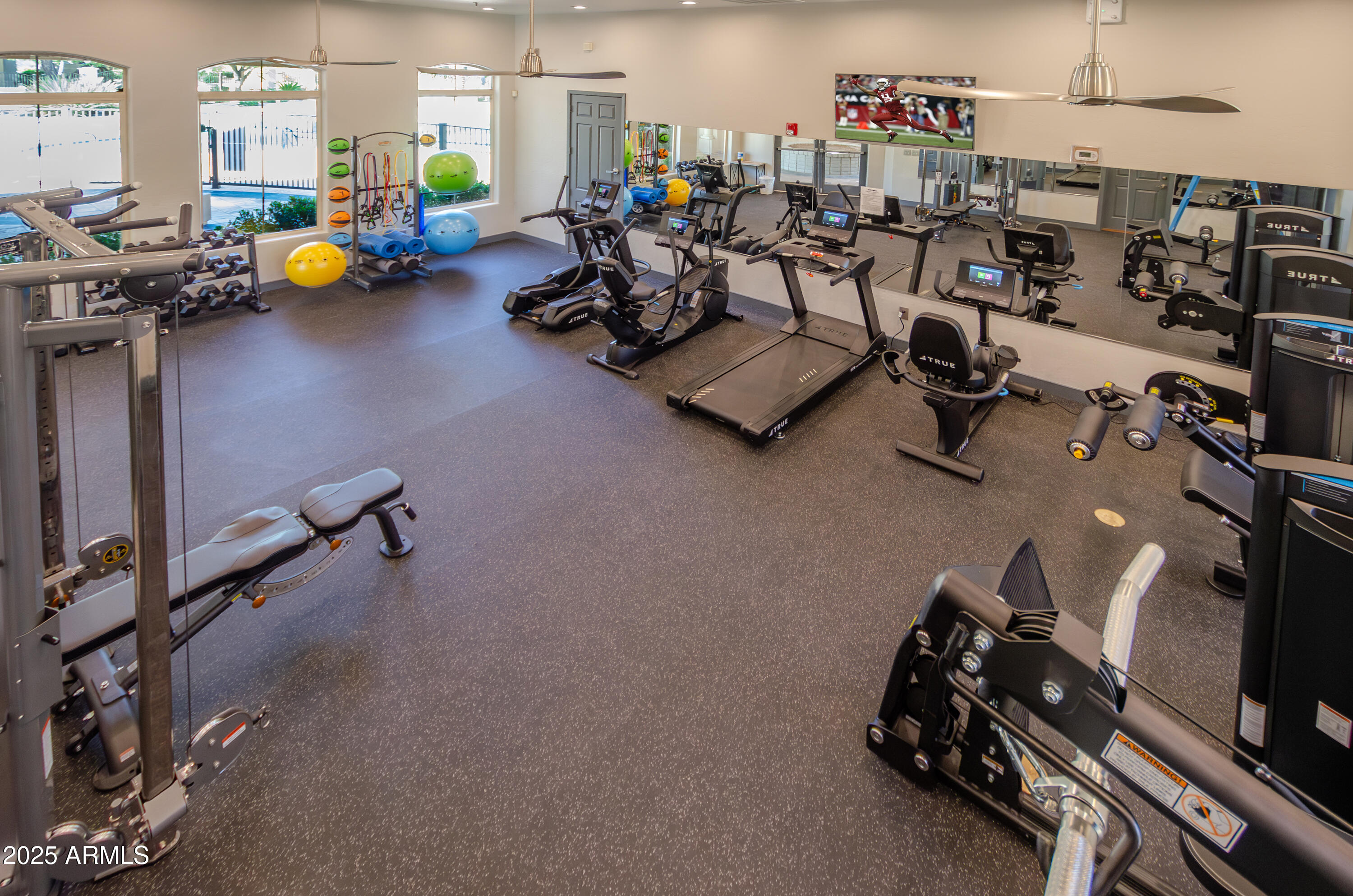 11000 N 77TH Place, 2017