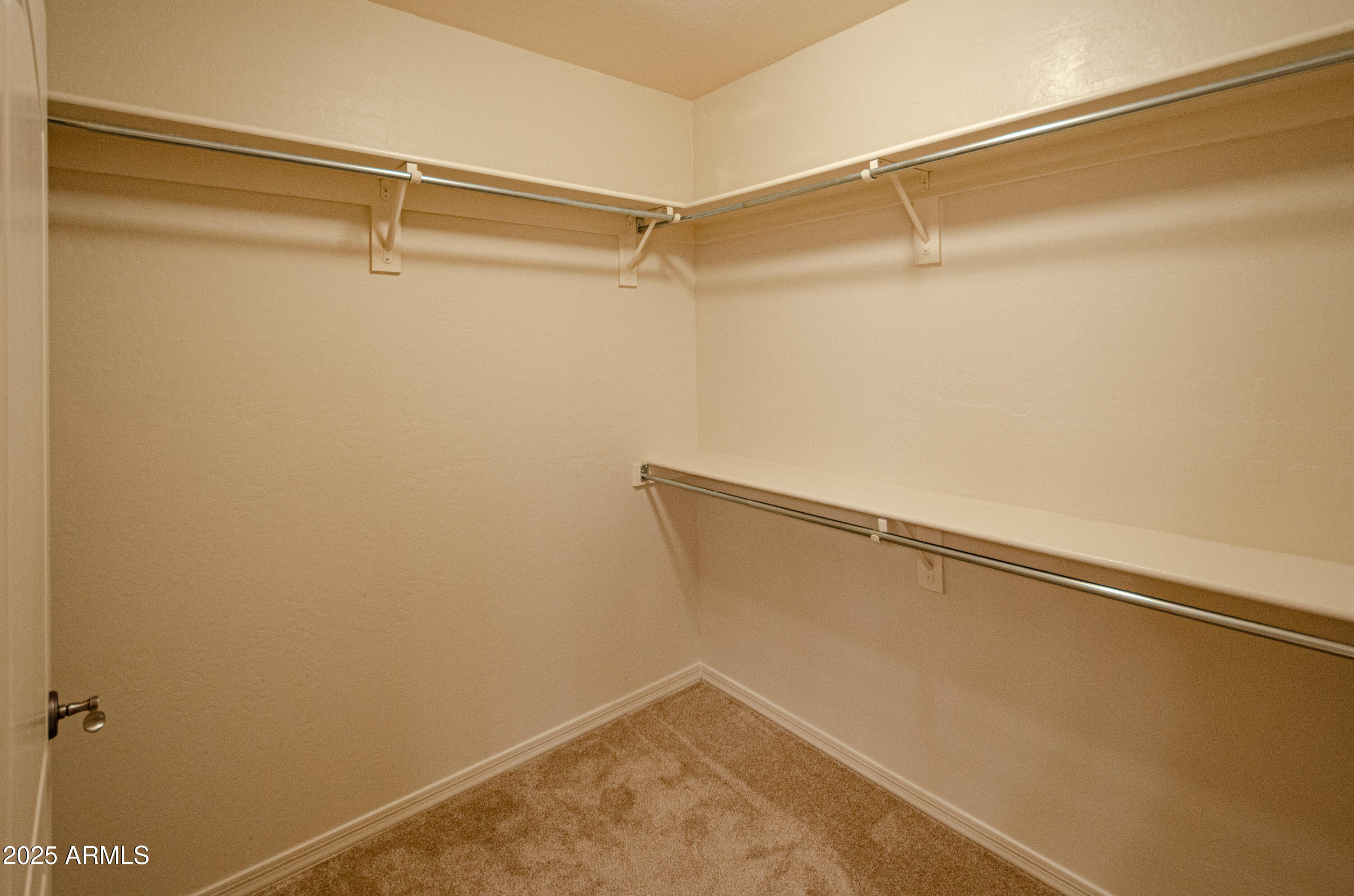 11000 N 77TH Place N, 1065