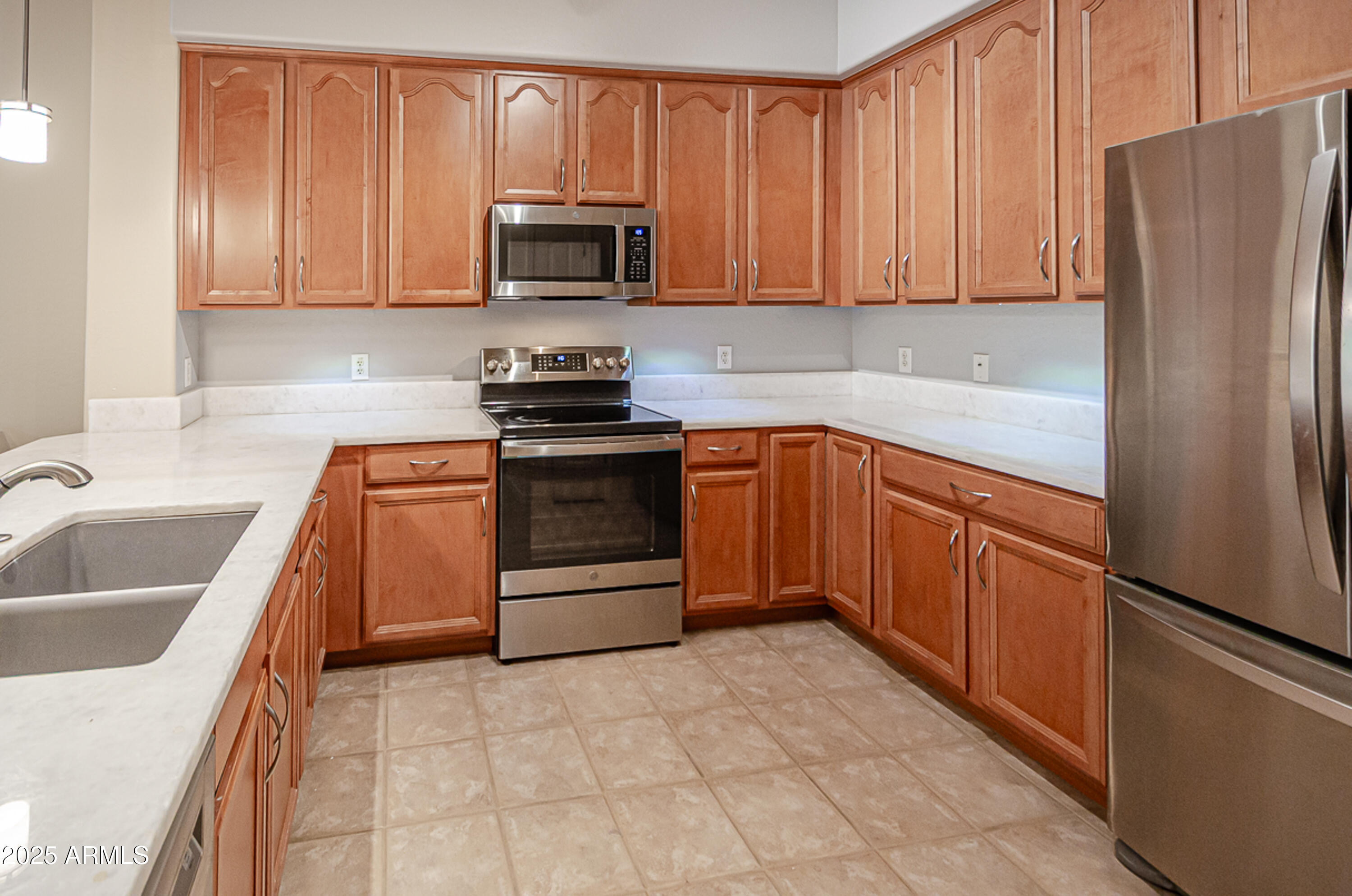 11000 N 77TH Place N, 1065