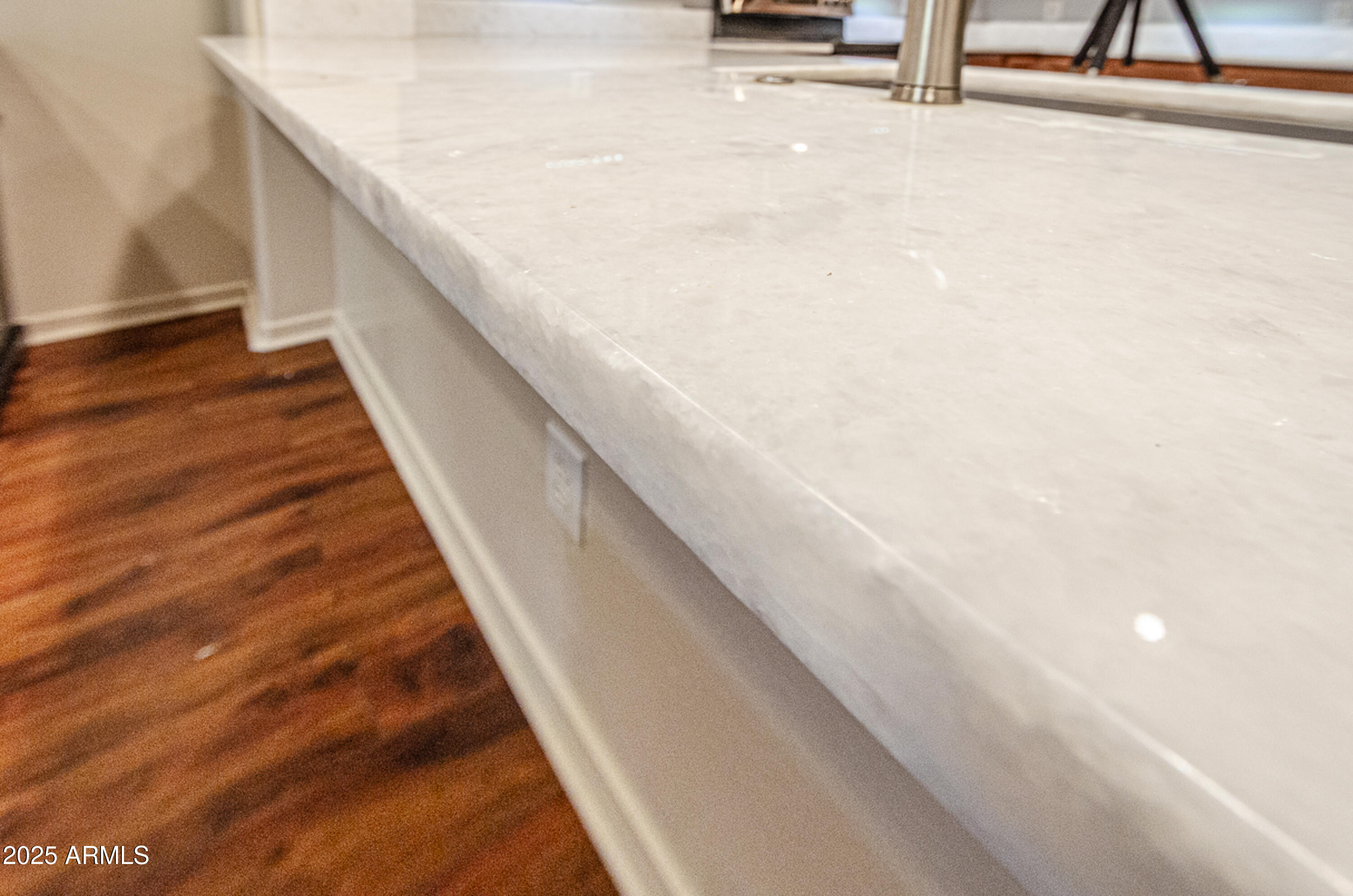 11000 N 77TH Place N, 1065