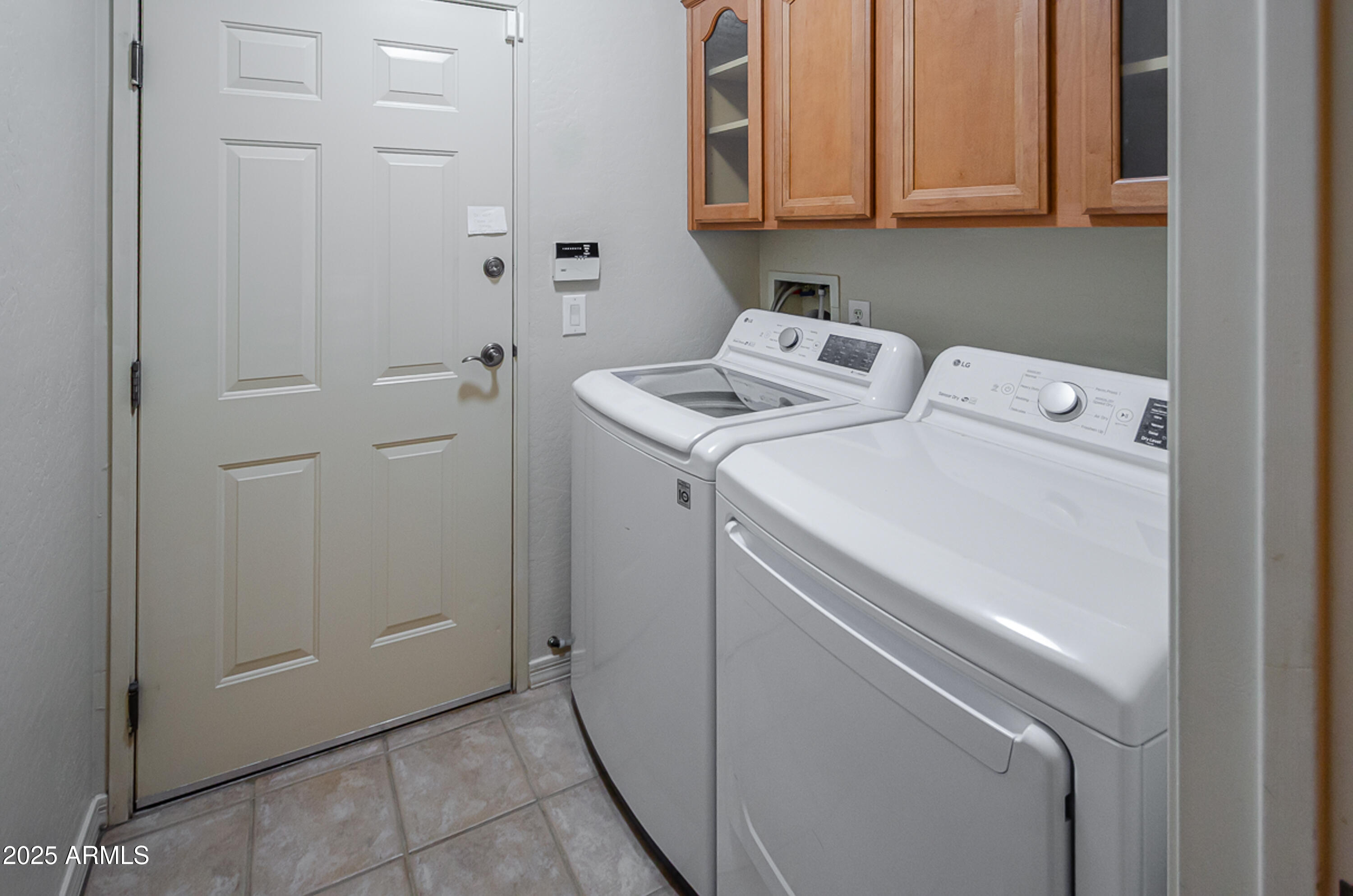 11000 N 77TH Place N, 1065