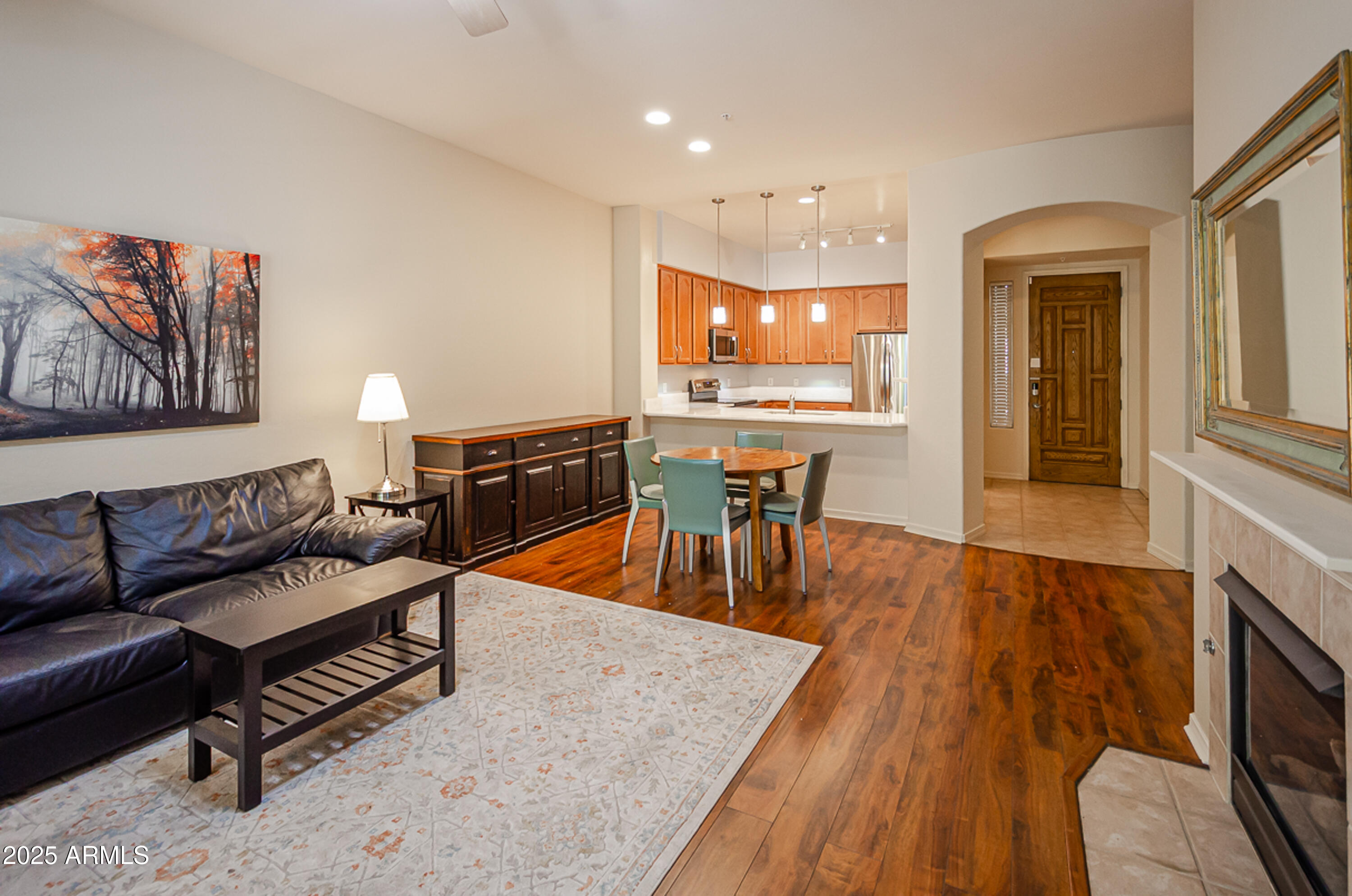 11000 N 77TH Place N, 1065