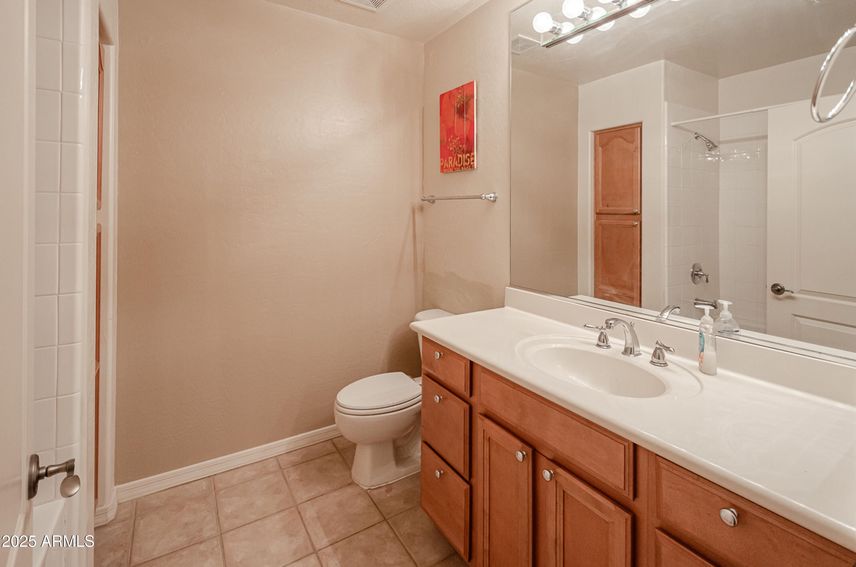 11000 N 77TH Place N, 1065