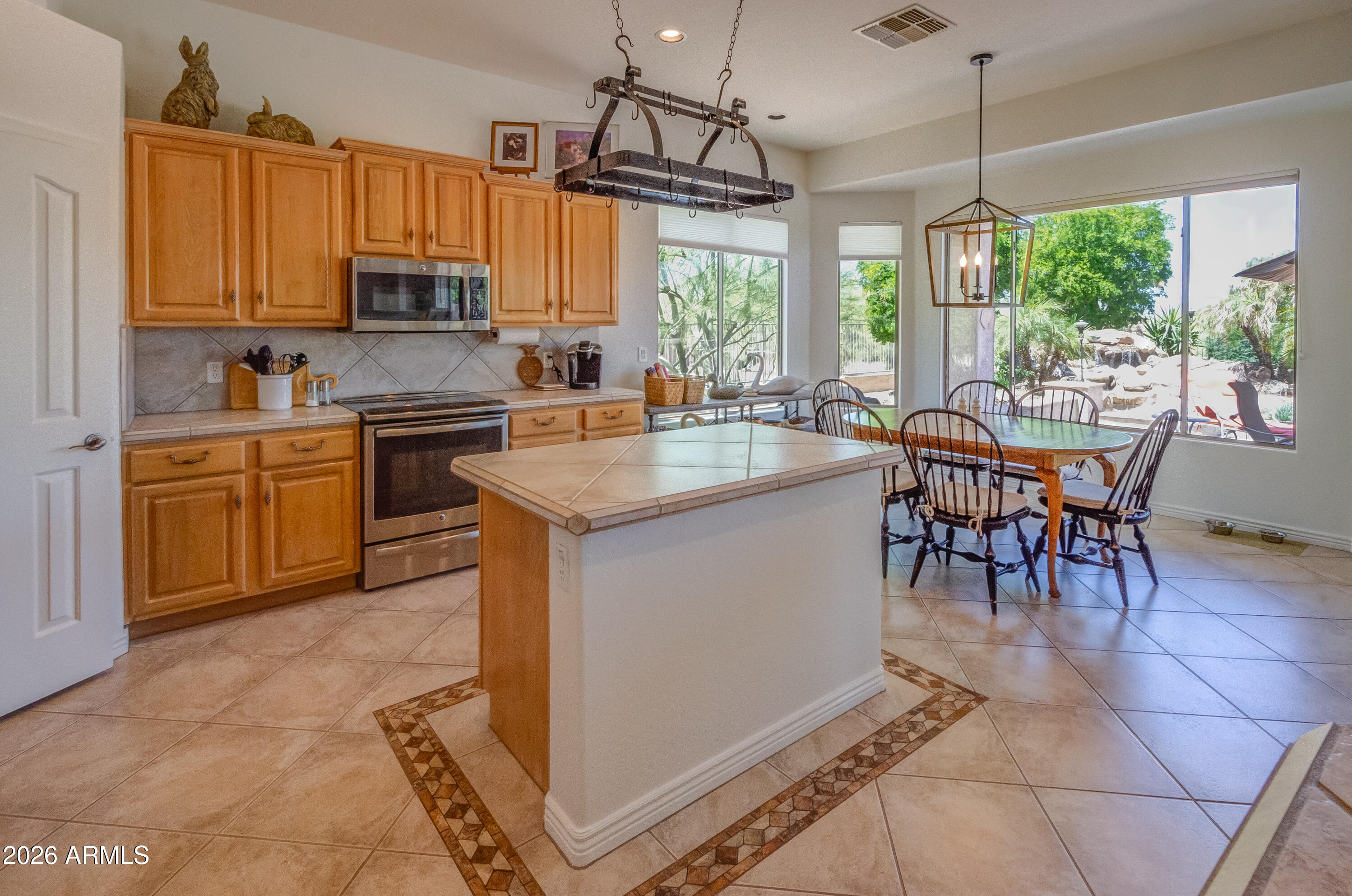 5014 E SLEEPY RANCH Road