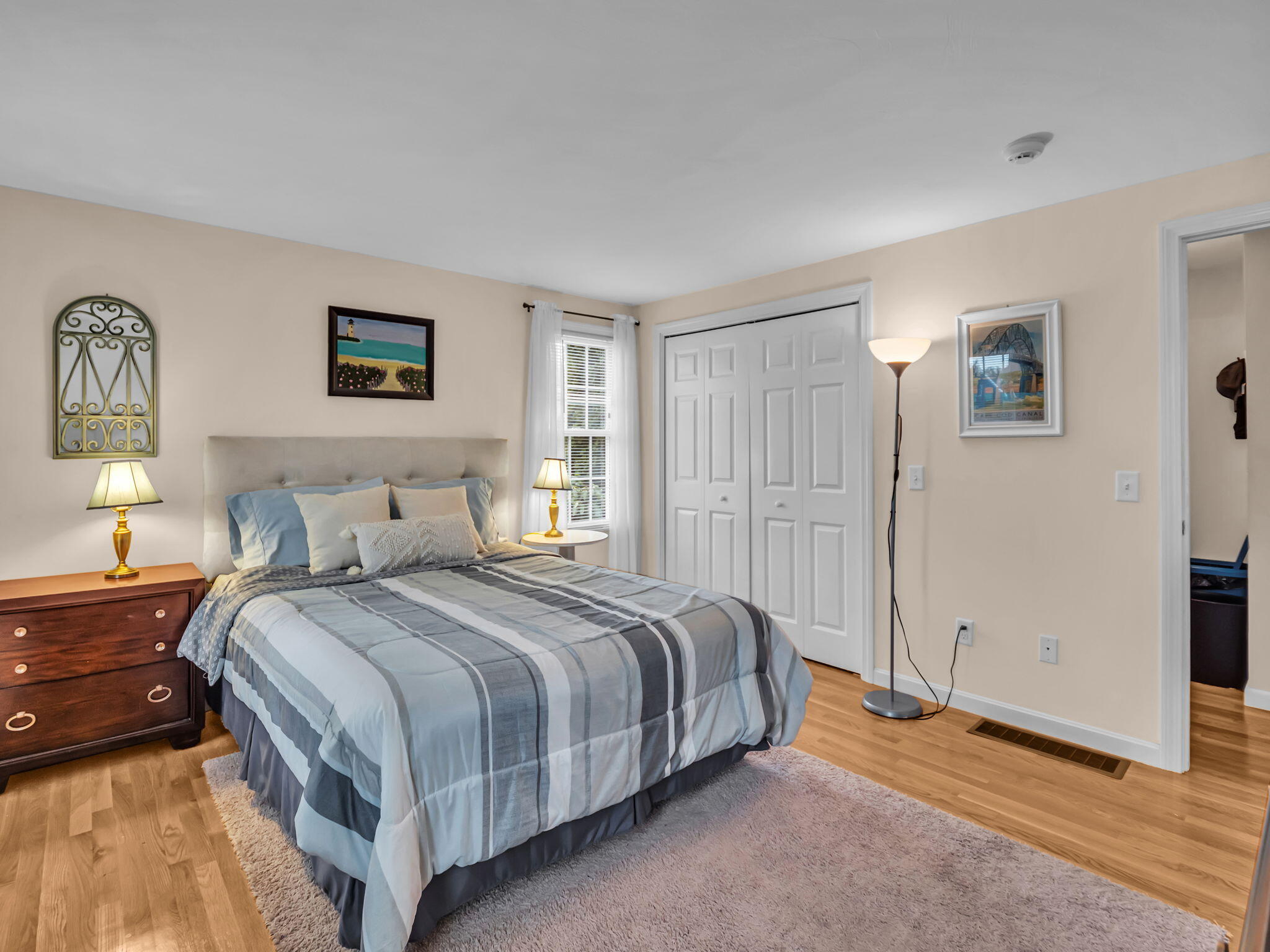 121 Camp St # 82